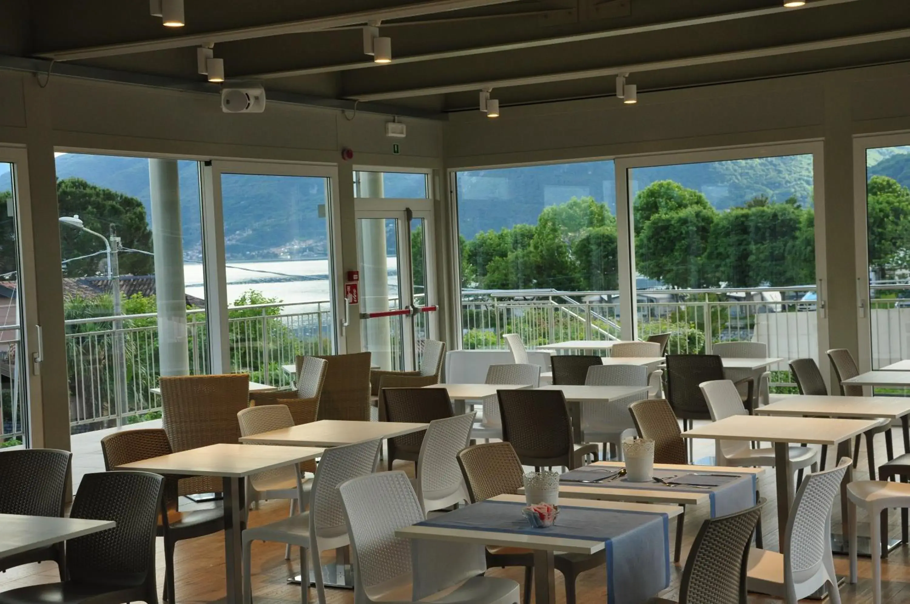 Restaurant/Places to Eat in Hotel Vischi