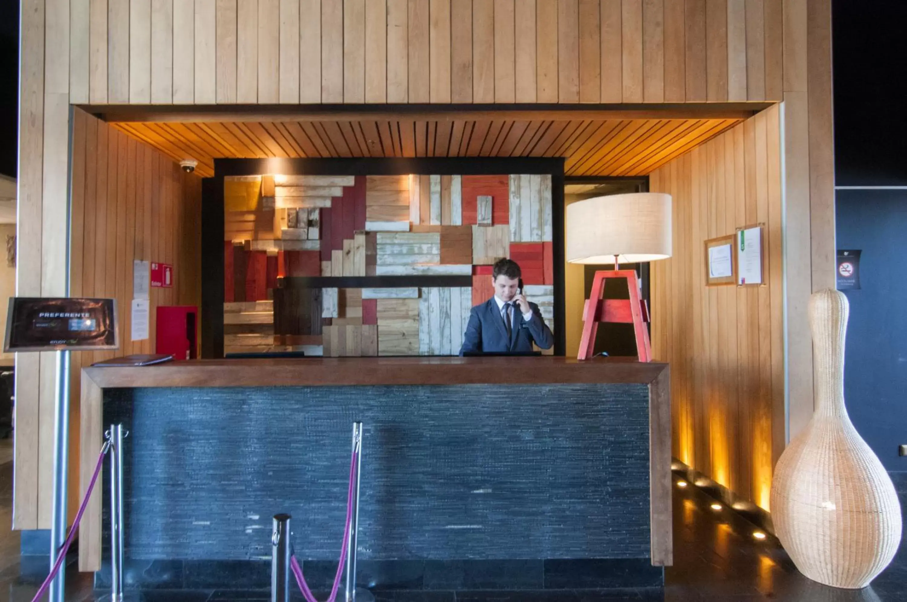 Lobby or reception in Enjoy Chiloé