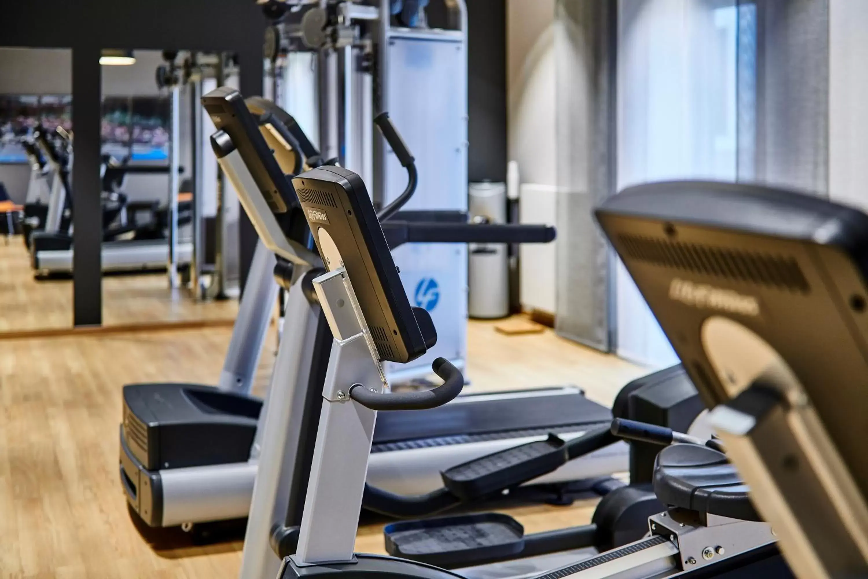 Fitness centre/facilities, Fitness Center/Facilities in Holiday Inn Düsseldorf City – Toulouser Allee, an IHG Hotel