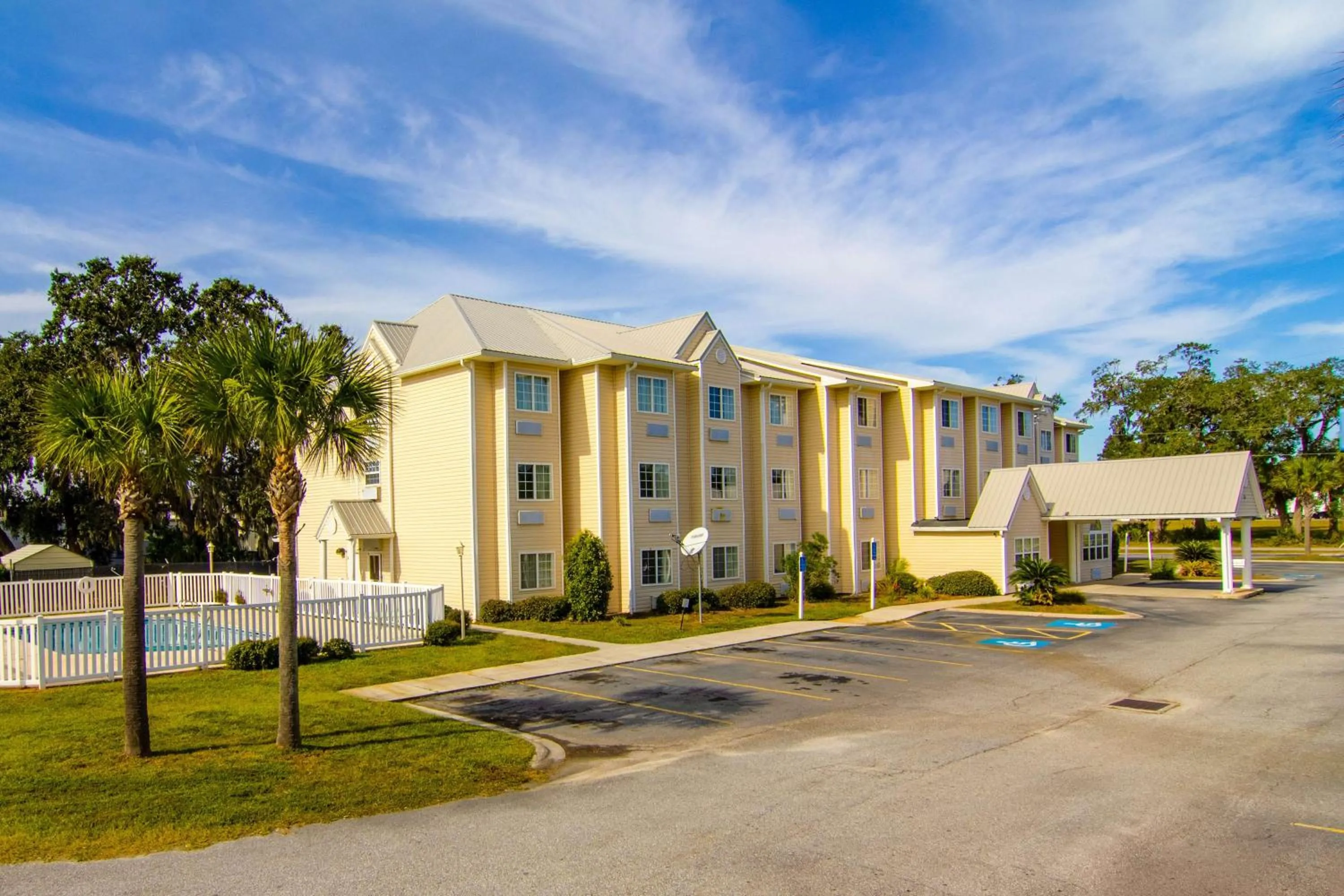 Property building in Americas Best Value Inn & Suites Brunswick
