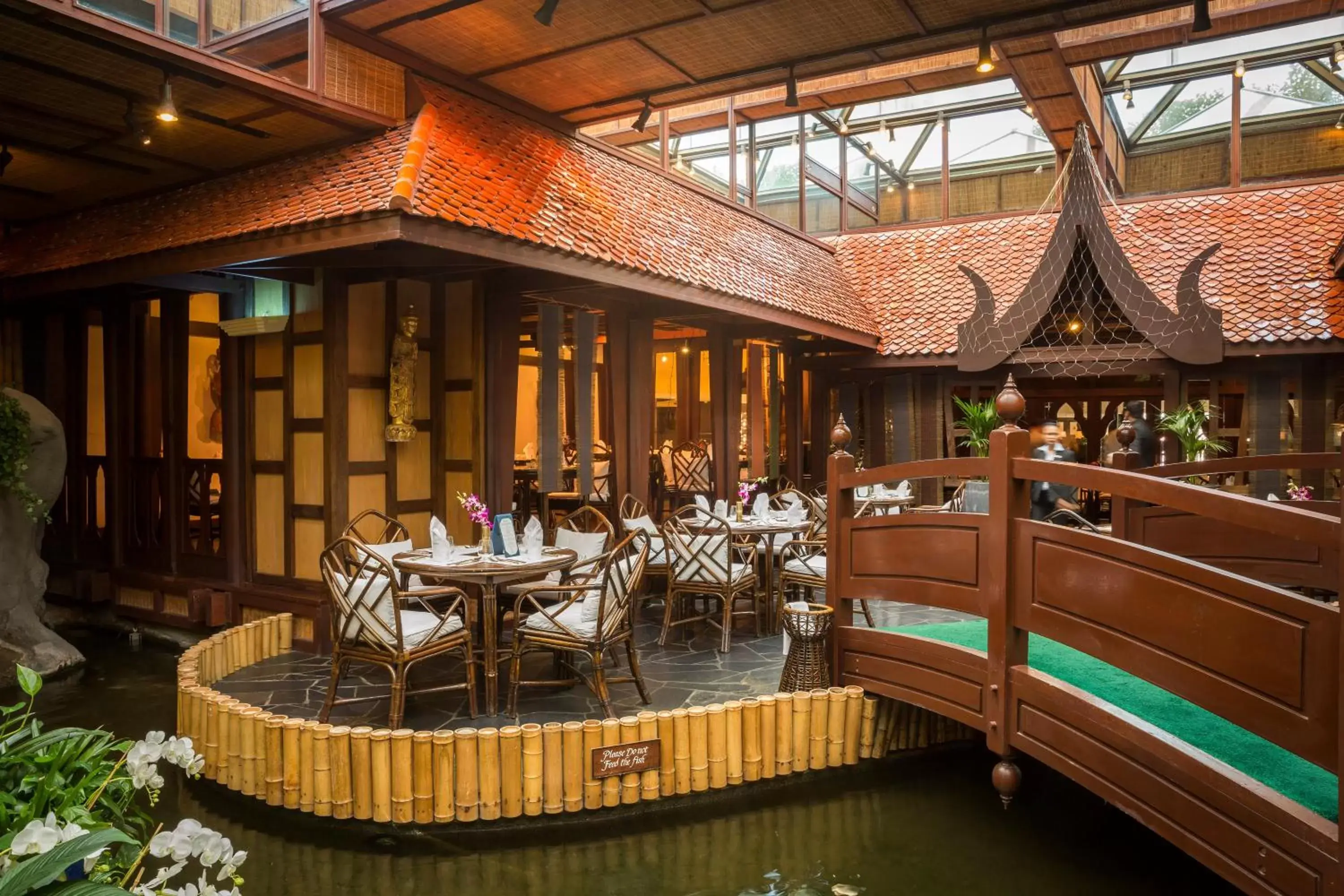 Restaurant/places to eat in Mövenpick Grand Al Bustan Restaurant/places to eat in Mövenpick Grand Al Bustan