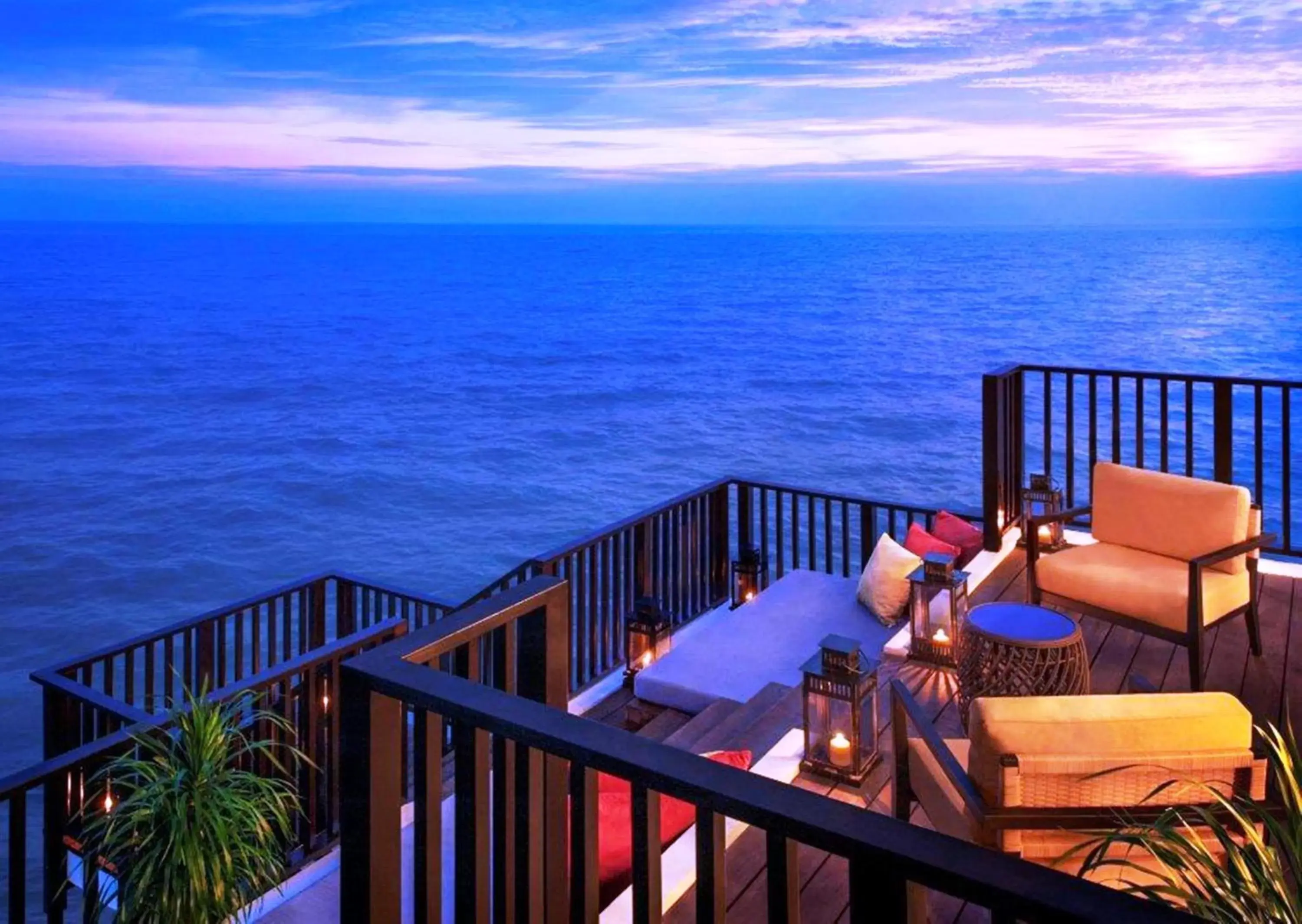 Balcony/Terrace, Restaurant/Places to Eat in Avani Sepang Goldcoast Resort