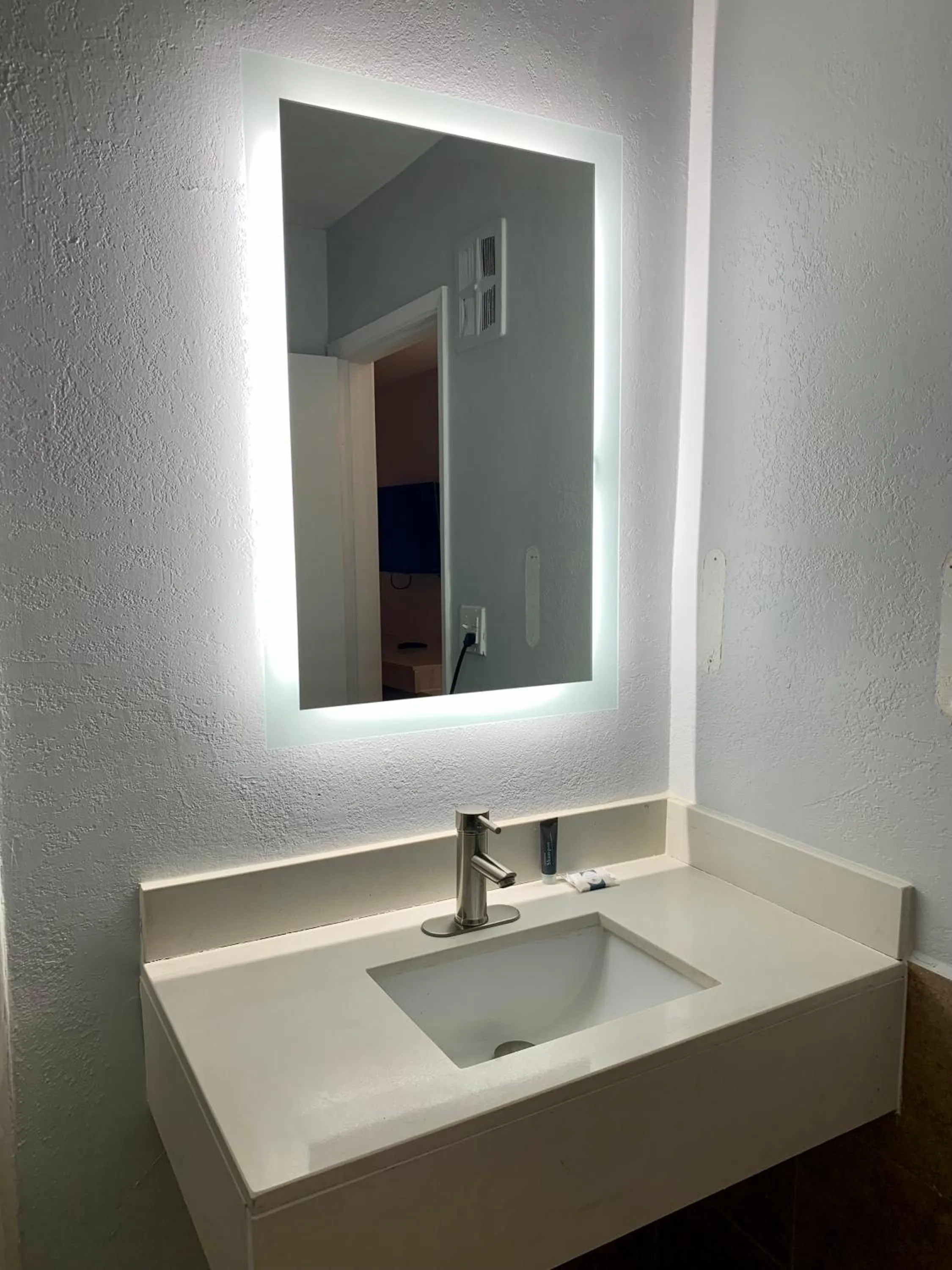 Rodeway Inn Midland South