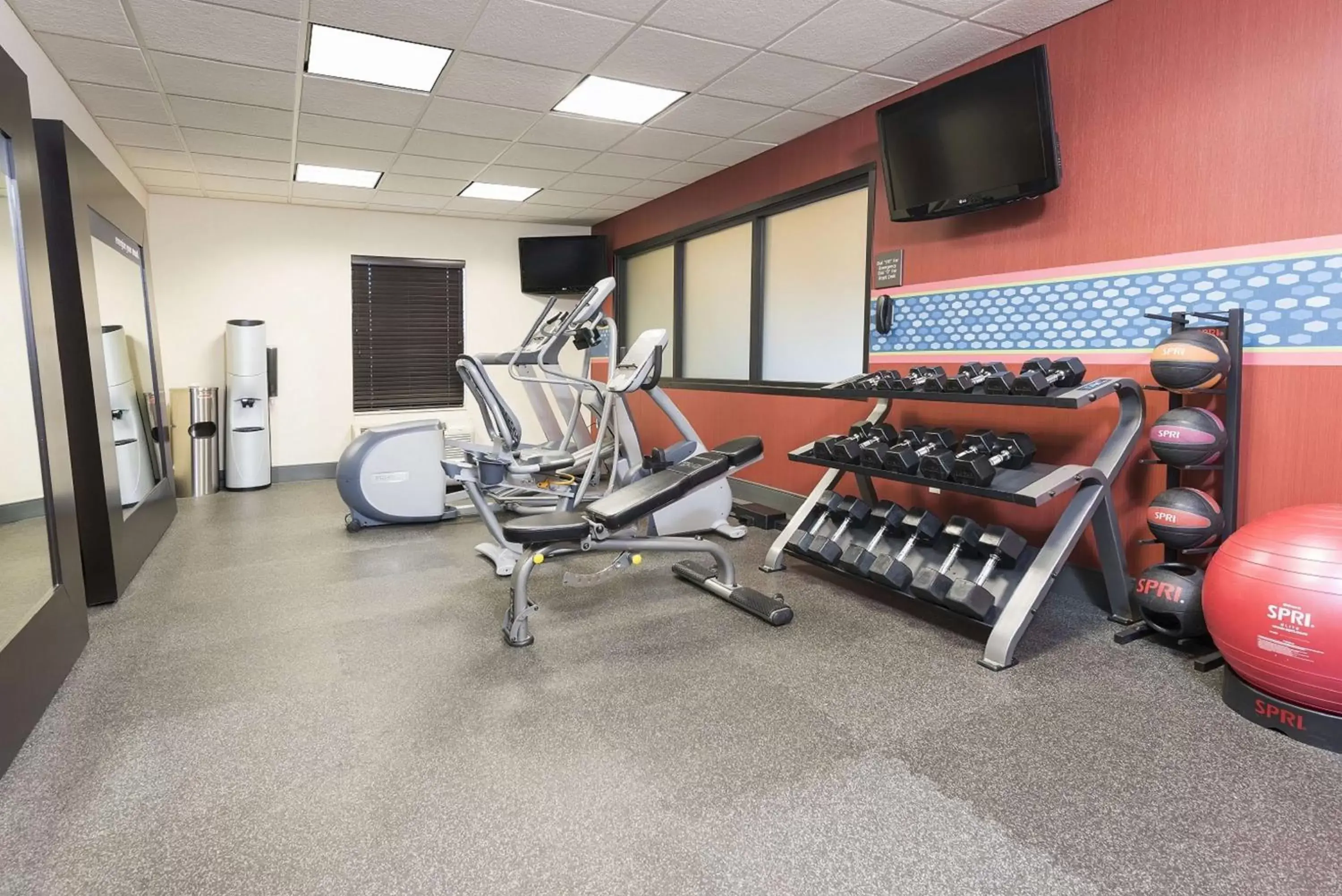 Fitness centre/facilities, Fitness Center/Facilities in Hampton Inn Mount Pleasant