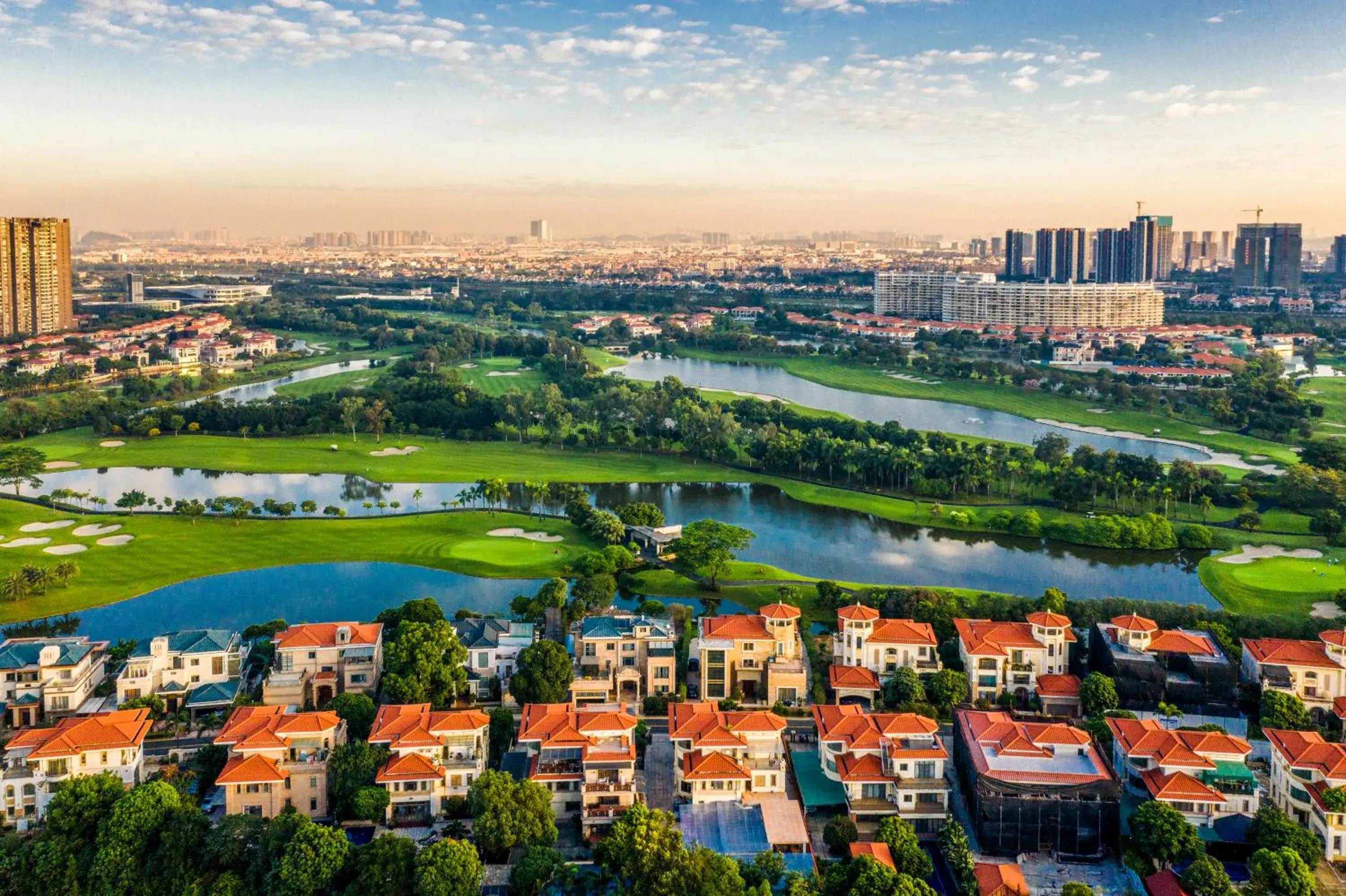 Property building, Bird's-eye View in Holiday Inn Express Foshan Beijiao, an IHG Hotel