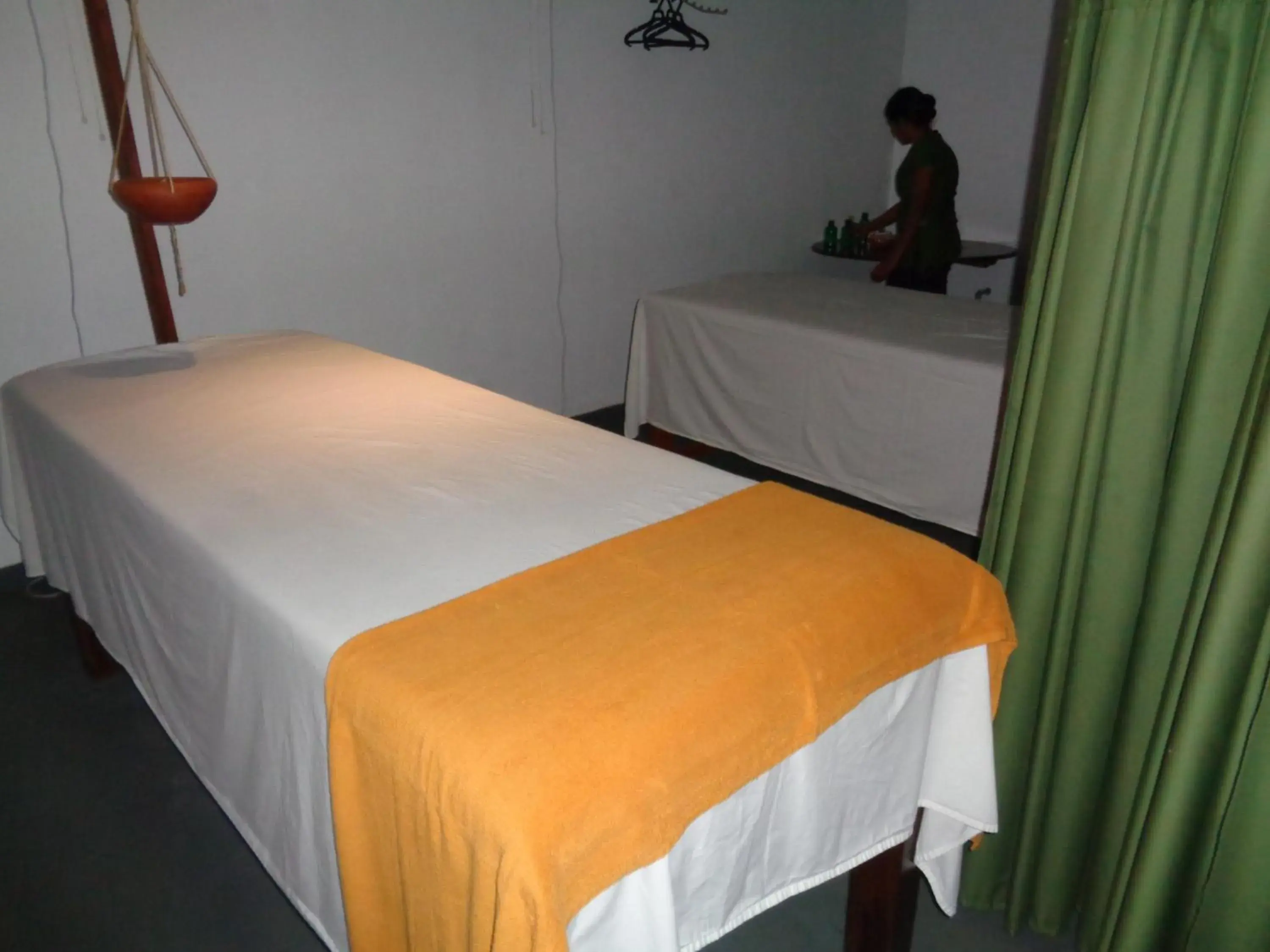 Massage, Bed in The Lakeside at Nuwarawewa