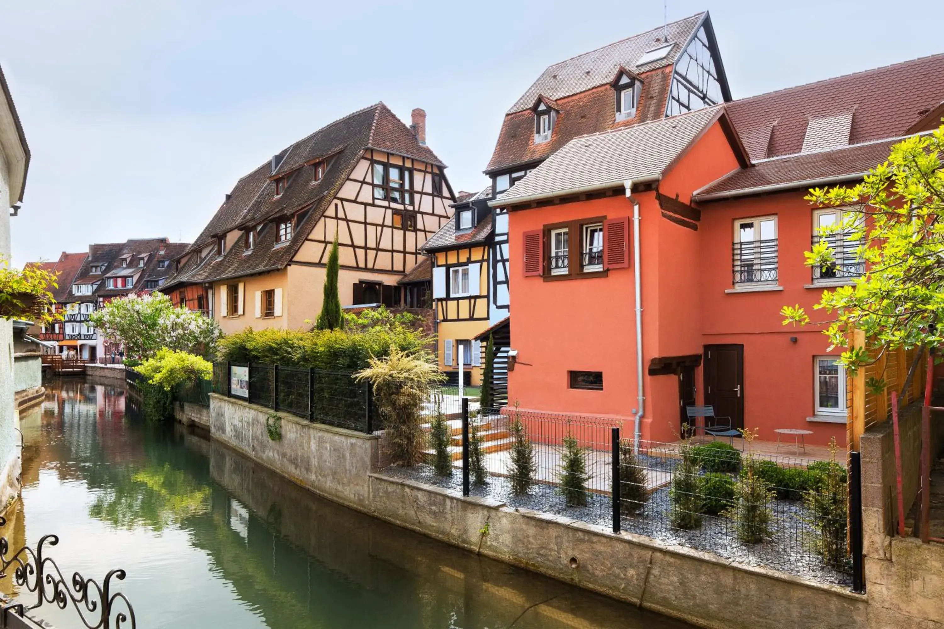 Bird's eye view, Property Building in Hotel Le Colombier Suites