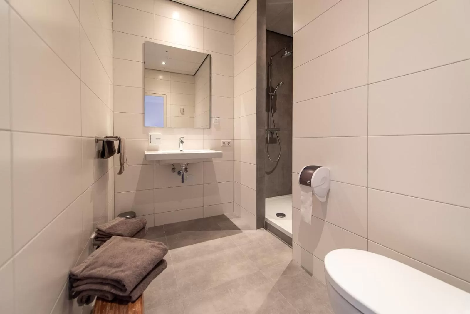 Bathroom in BnB prins Hendrik Venlo