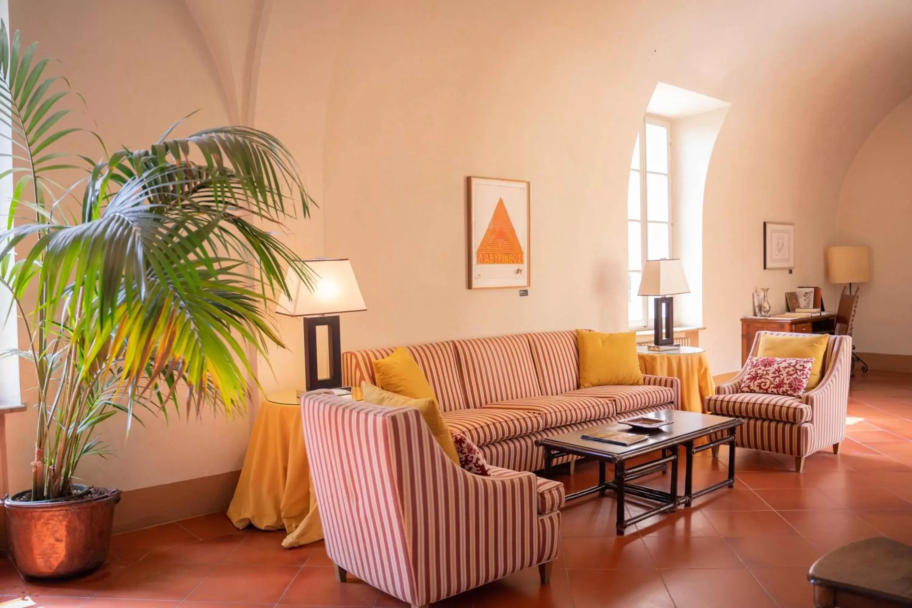 Living room, Seating Area in Hotel Certosa Di Maggiano