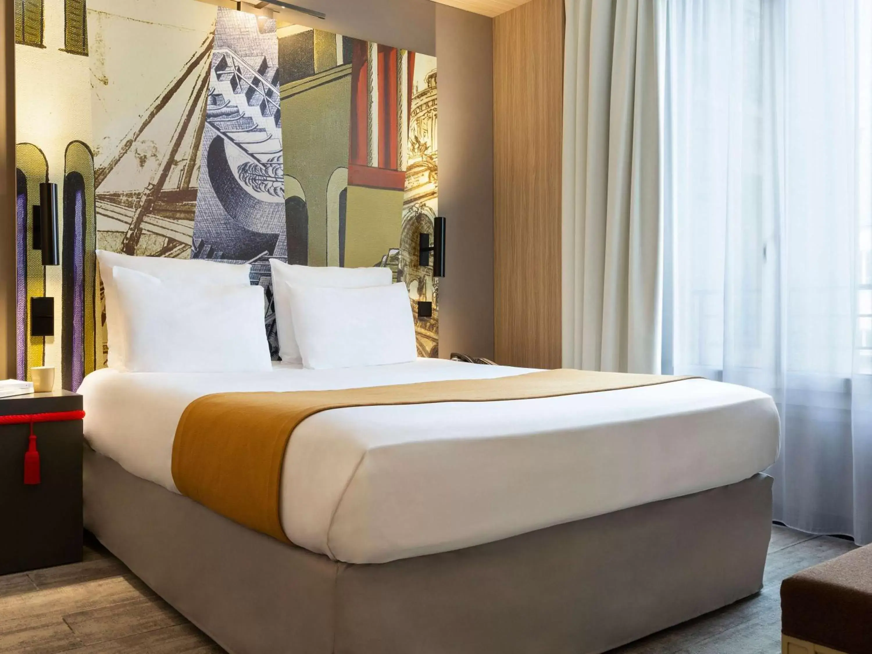 Bedroom, Bed in Mercure Paris Alesia