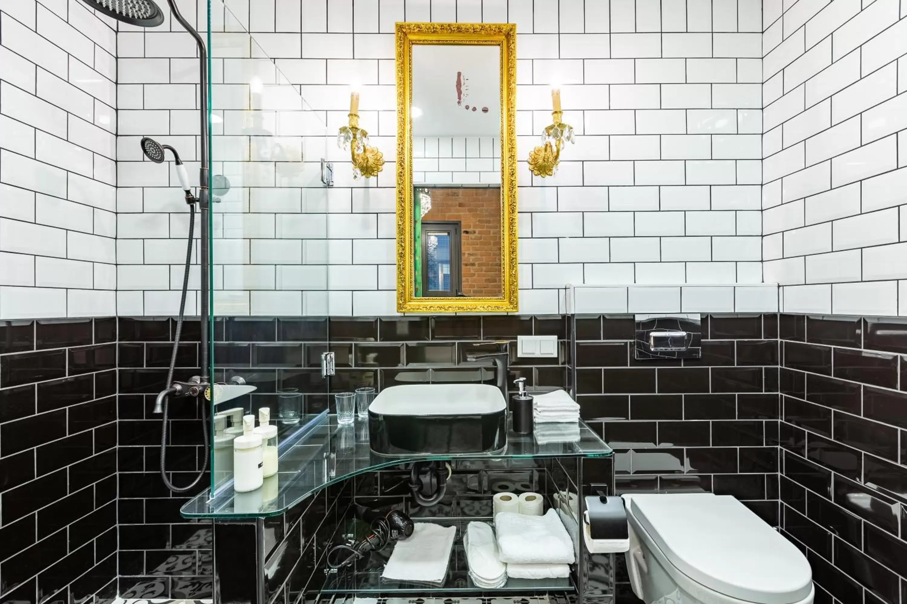 Toilet, Bathroom in Villa Pera Suite Hotel