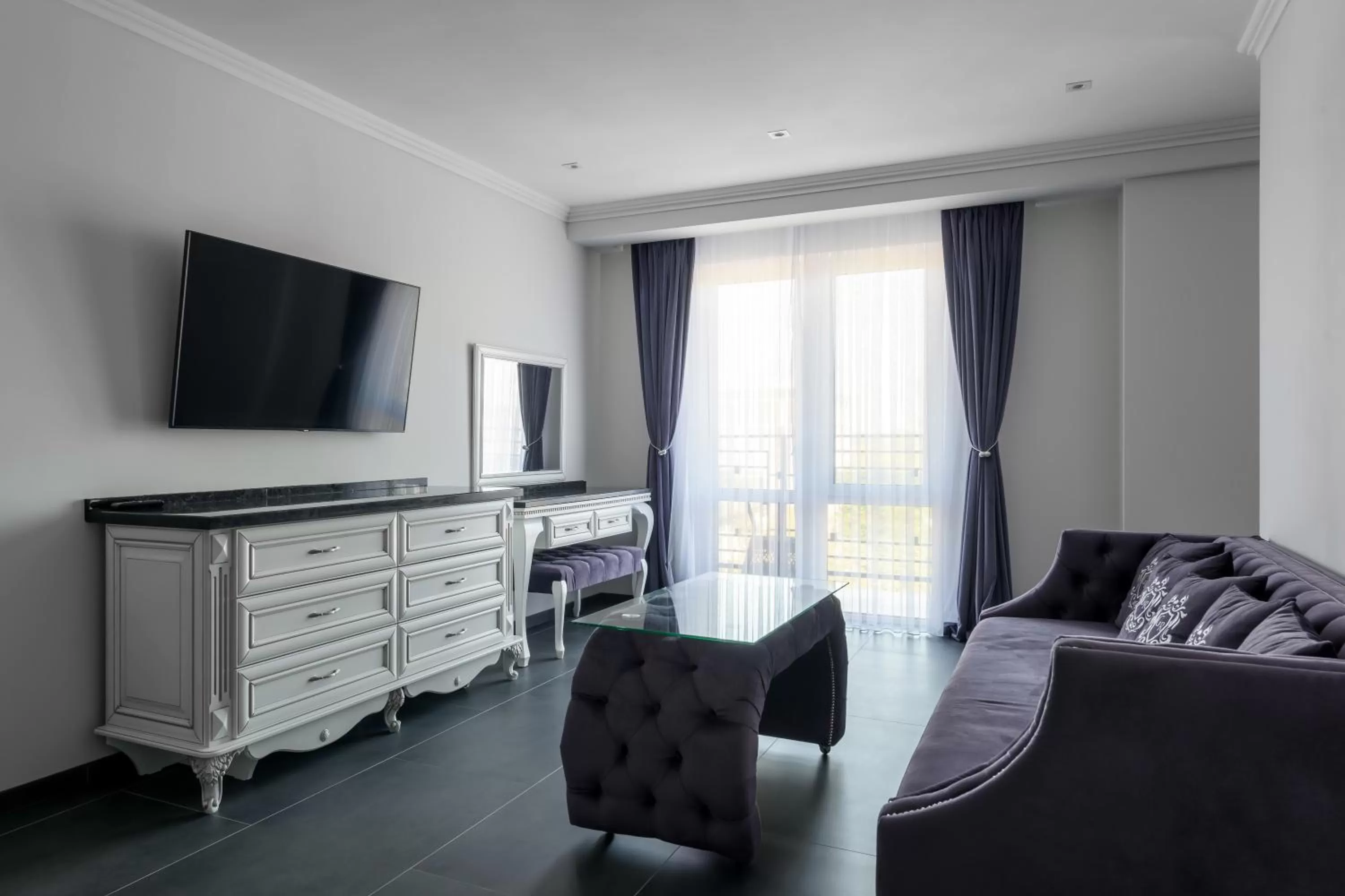 TV and multimedia, Seating Area in Grand Royal