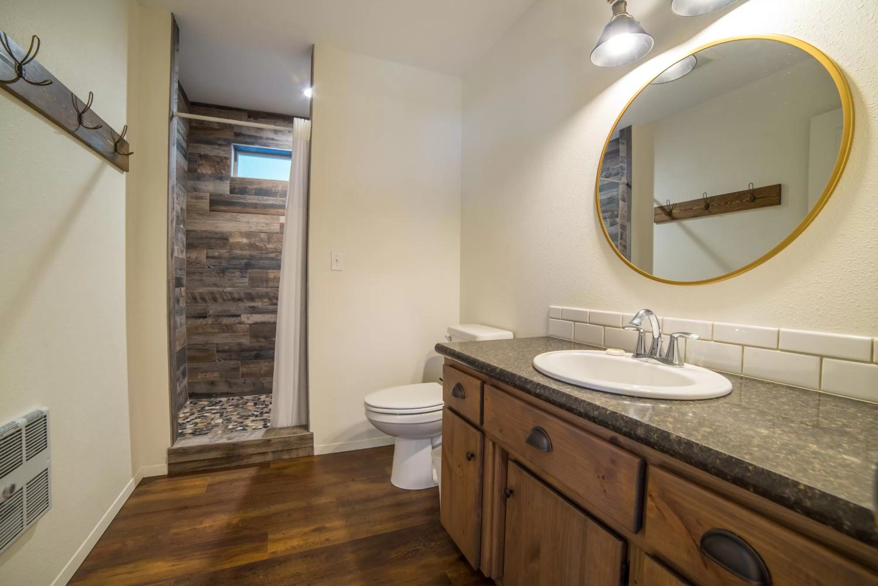 Shower in Eagle Cap Chalets