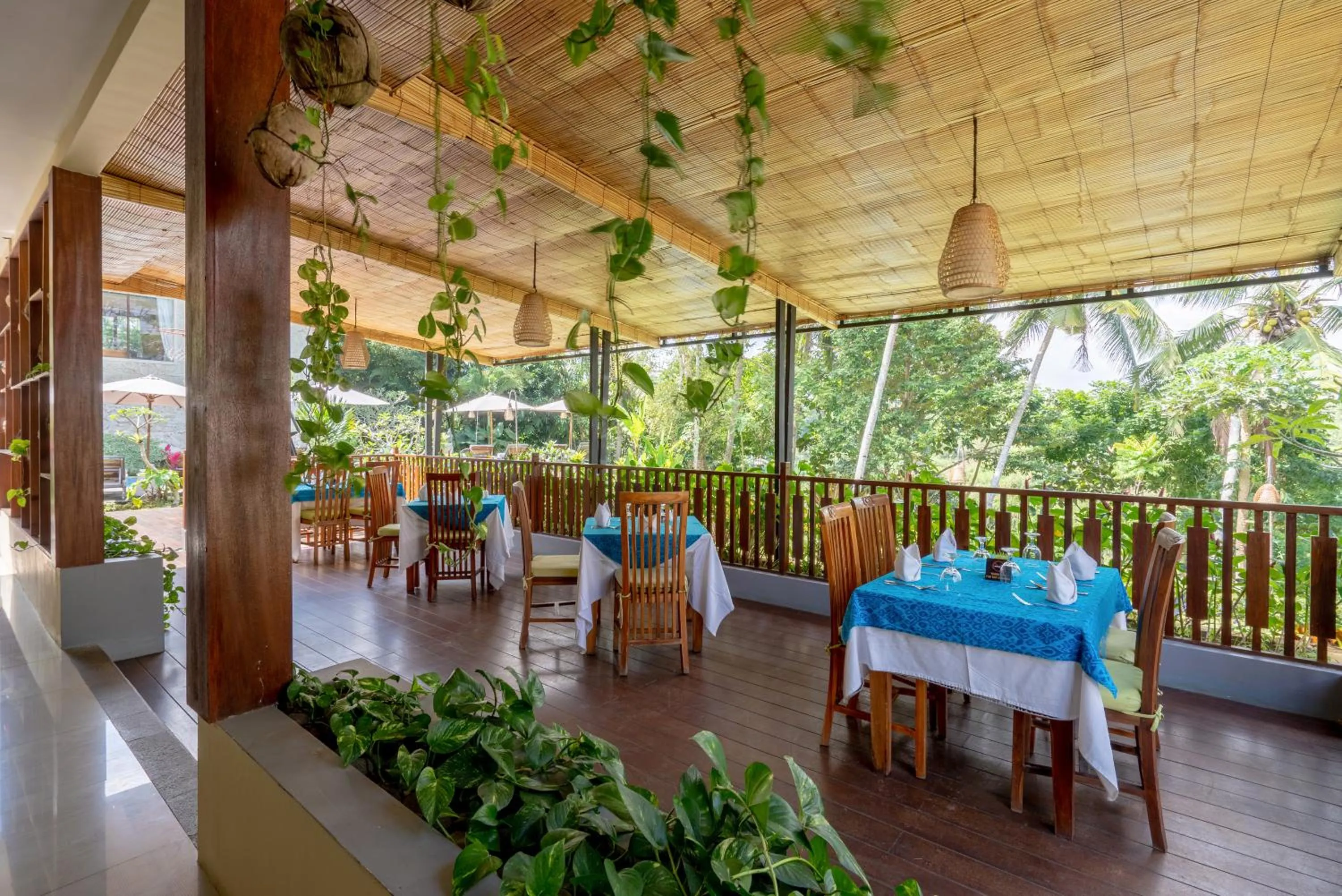 Restaurant/places to eat in Ashoka Tree Resort at Tanggayuda