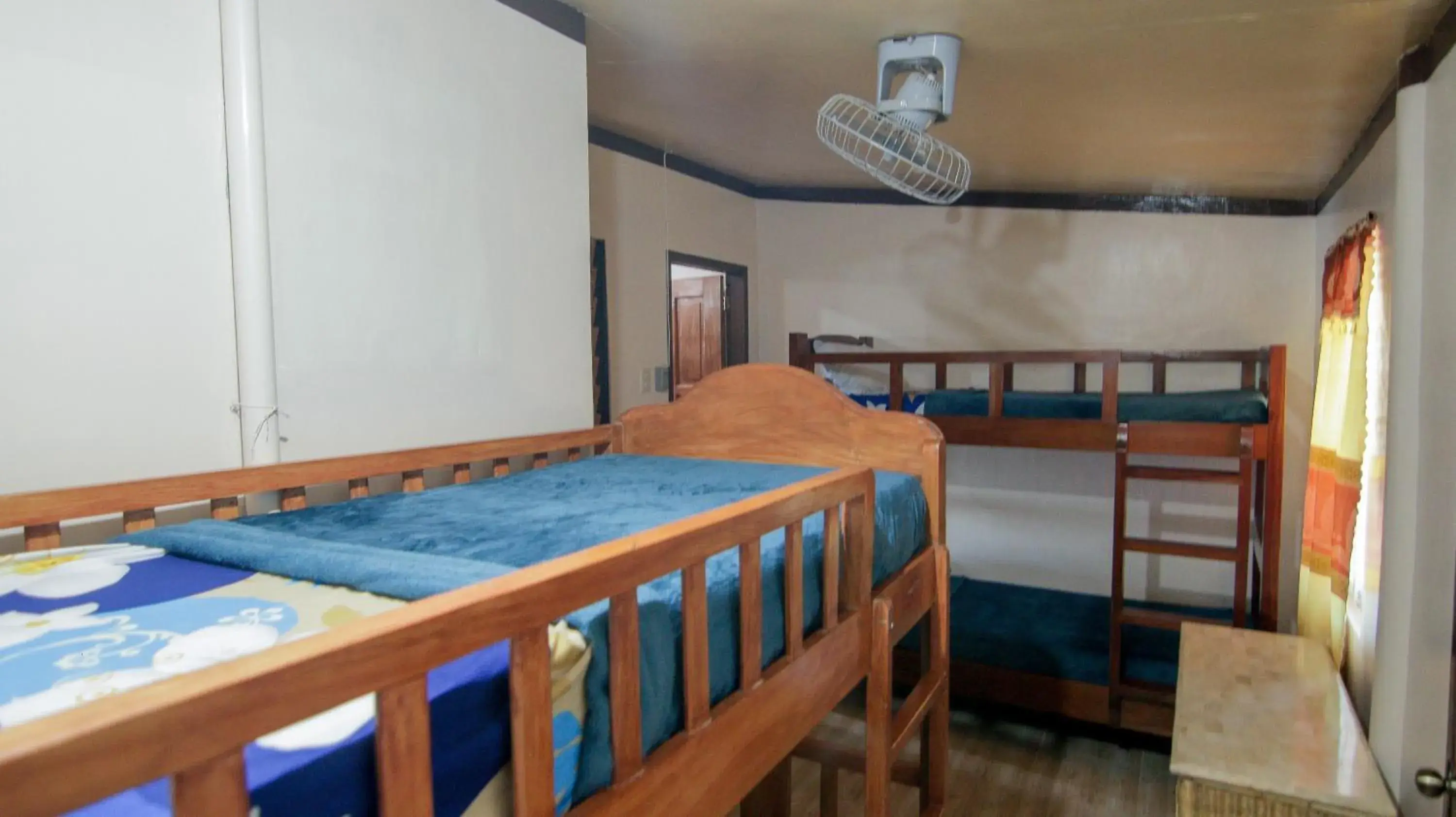 Bed, Bunk Bed in Gratum Beach Resort