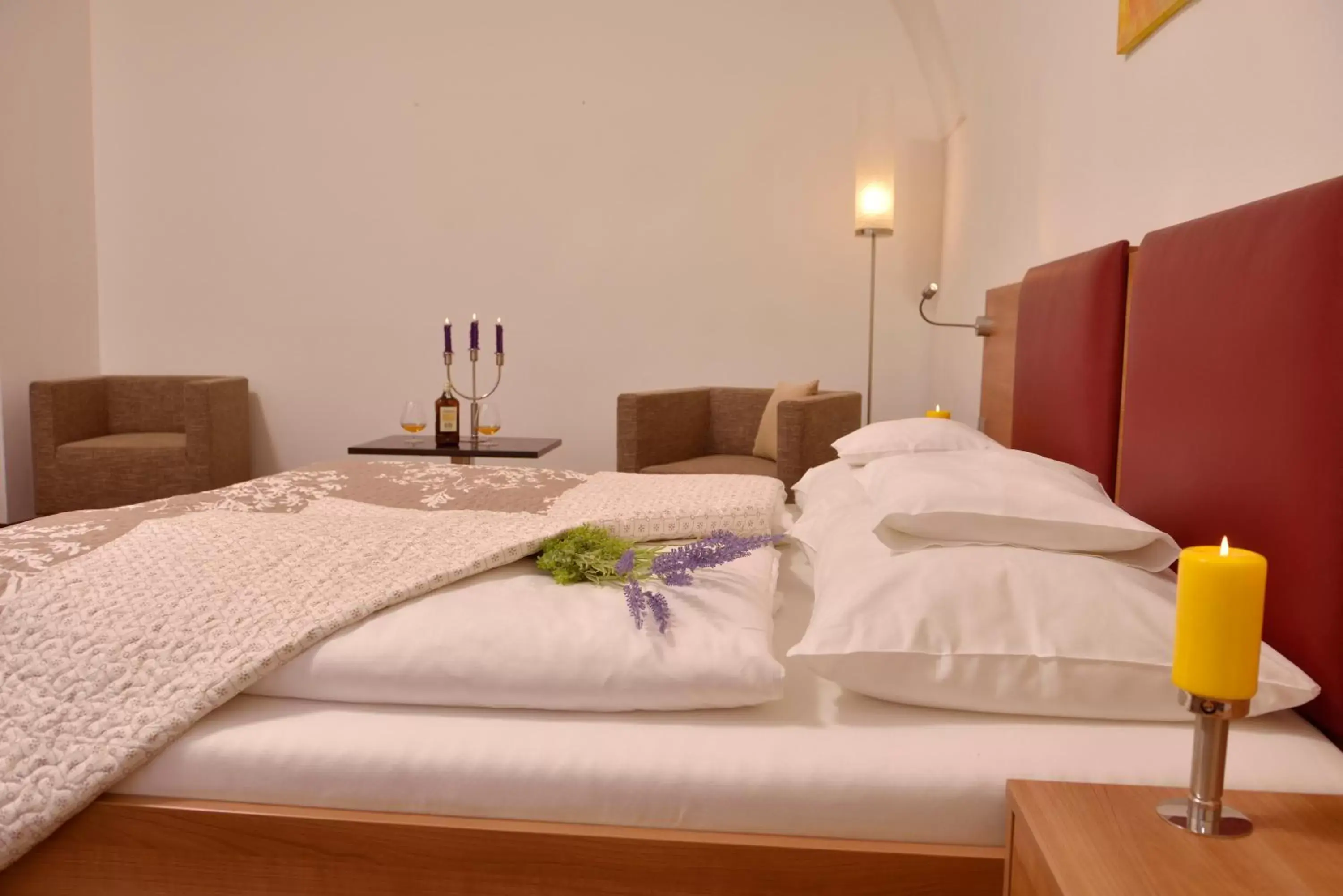 Bedroom, Bed in Hotel Altes Kloster