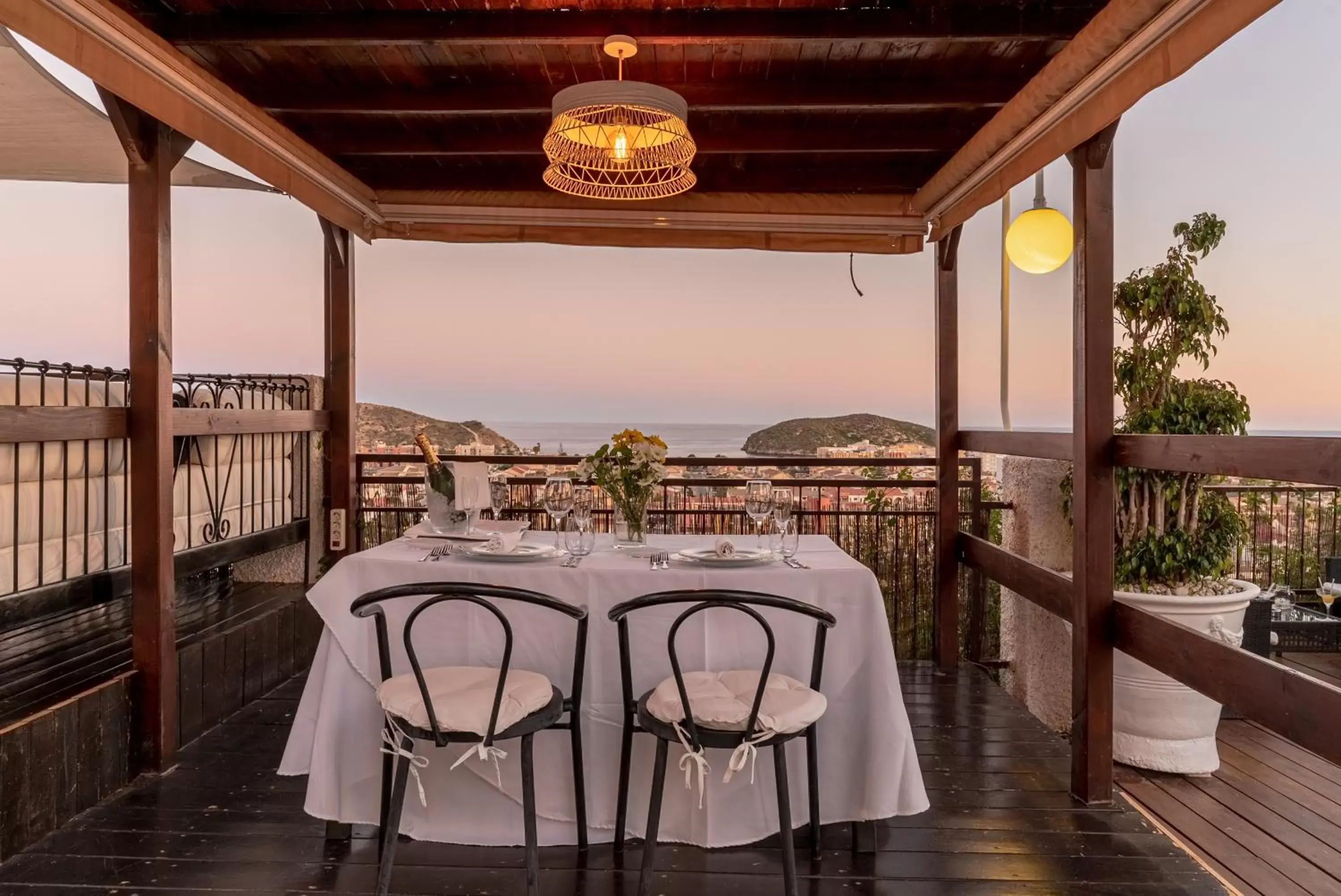 Dinner, Restaurant/Places to Eat in Ramada Resort by Wyndham Puerto de Mazarron