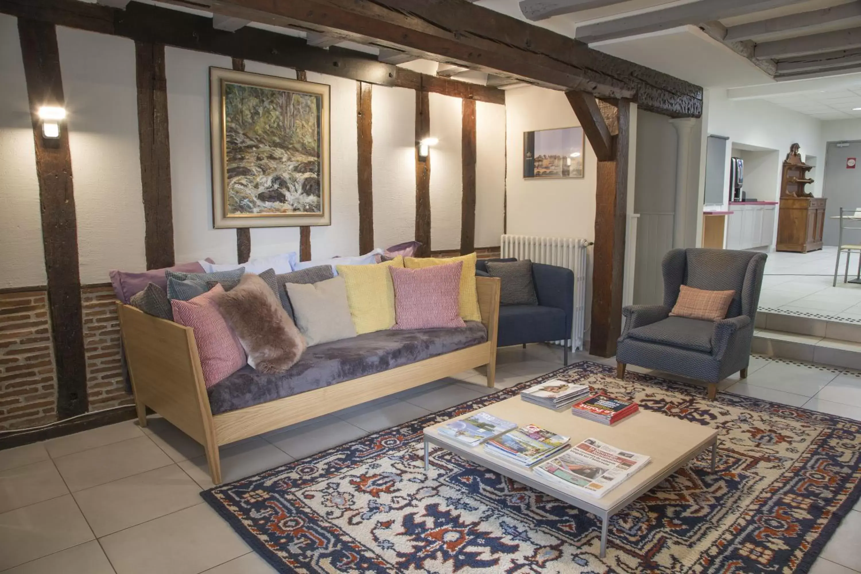 Living room, Seating Area in Logis Hôtel Restaurant Chaptal, Amboise