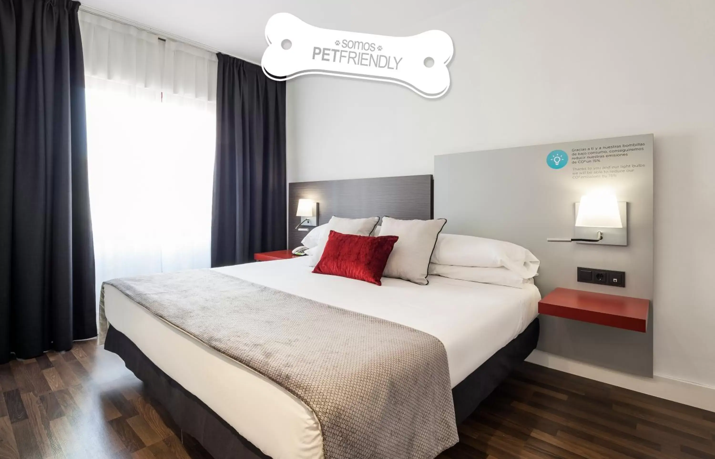 Bedroom, Bed in Ilunion Suites Madrid