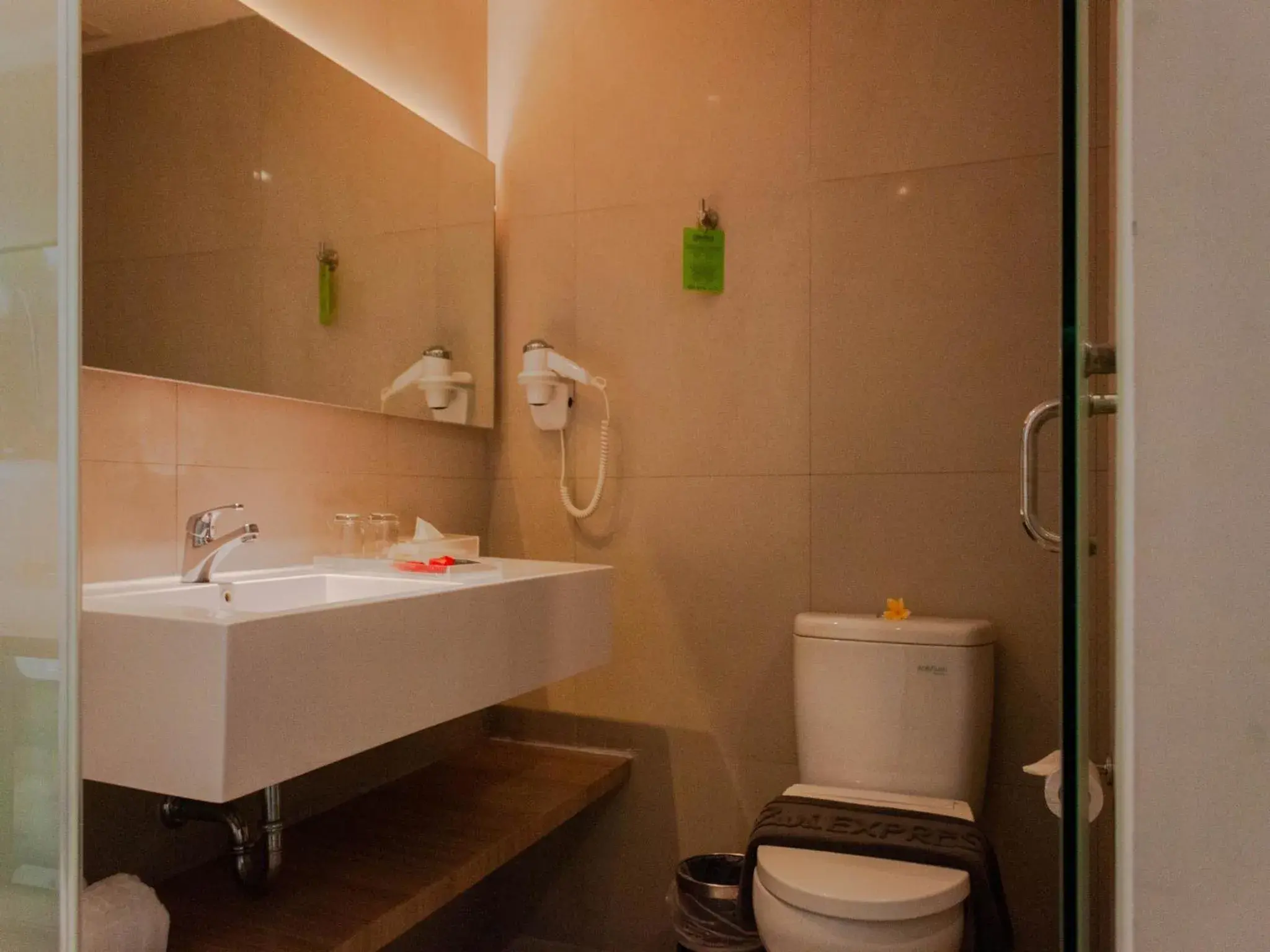 Bathroom in Zuri Express Jimbaran