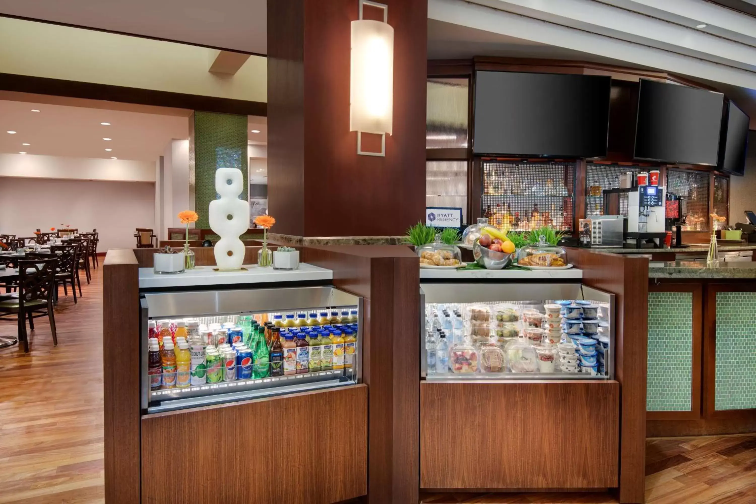 Lobby or reception in Hyatt Regency Dulles Lobby or reception in Hyatt Regency Dulles