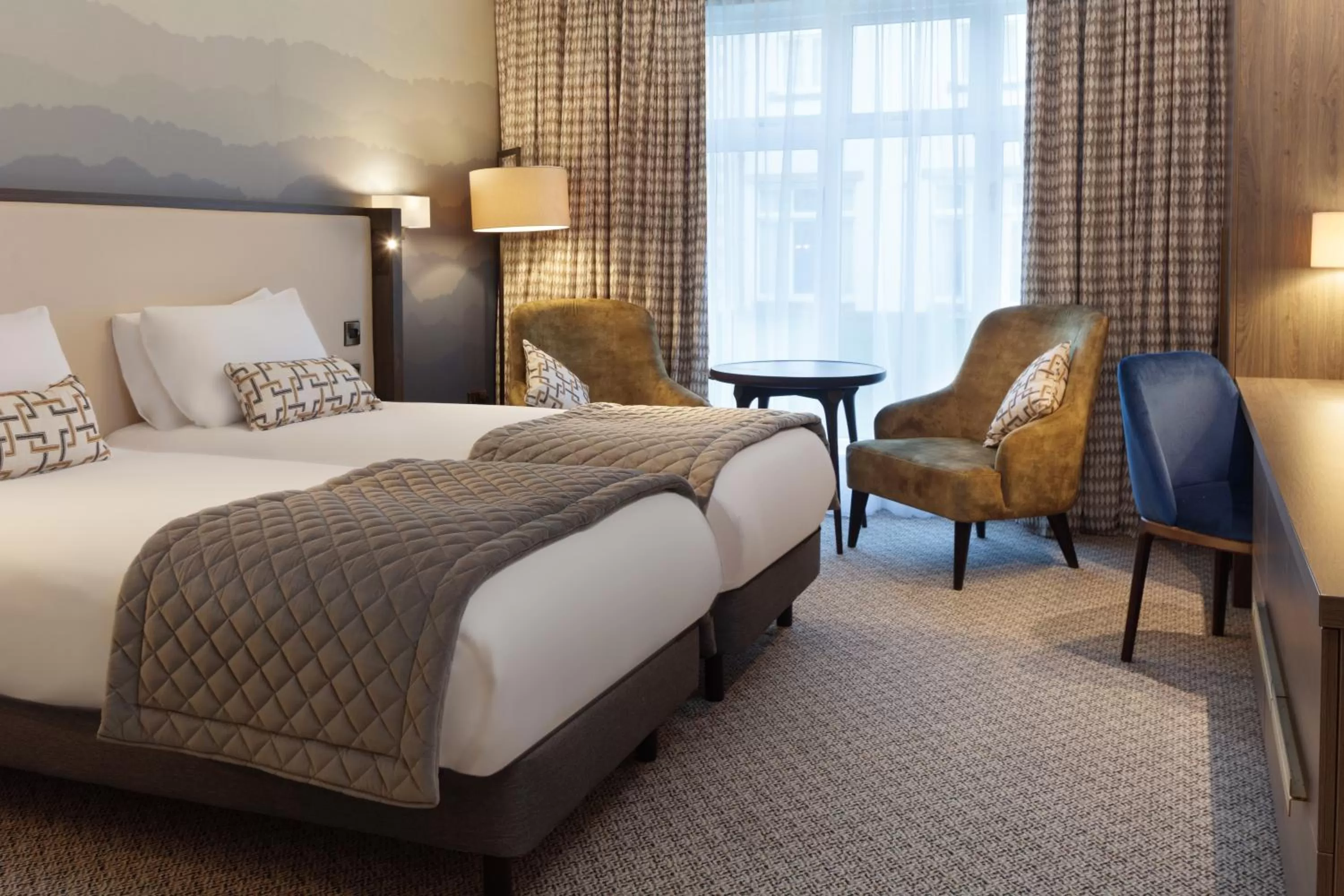 Photo of the whole room, Bed in Mercure Blackburn Dunkenhalgh Hotel & Spa