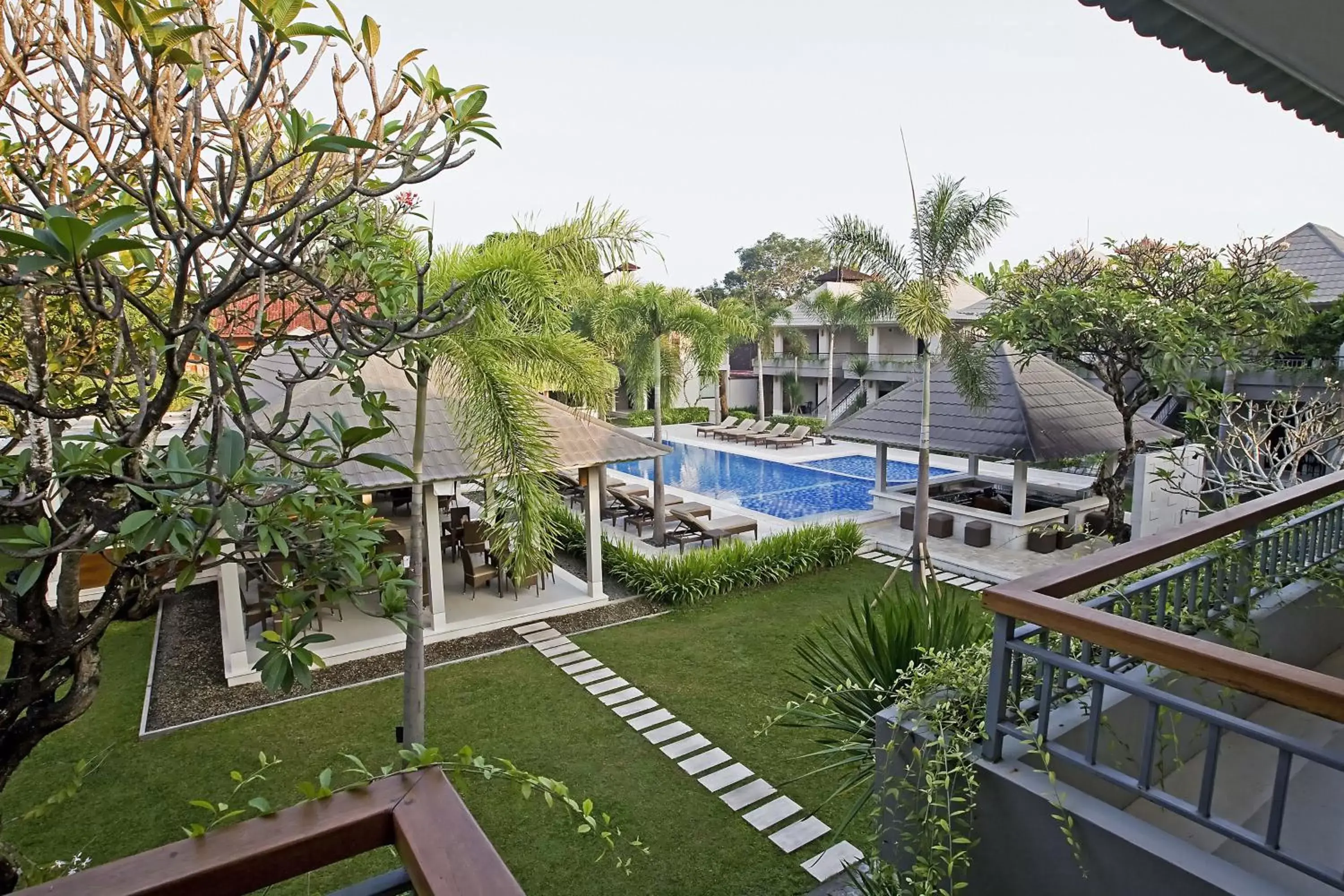 Garden, Pool View in Dewi Sri Hotel