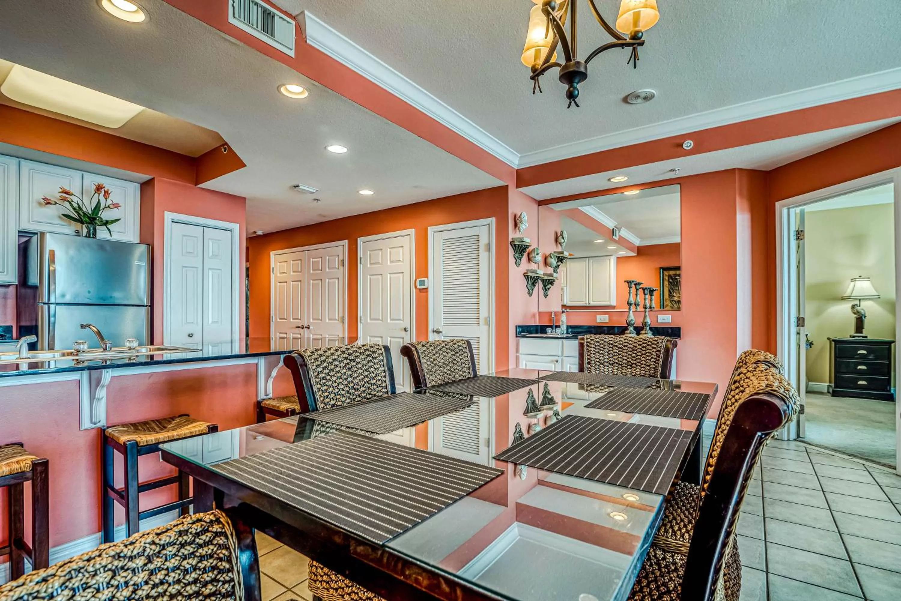 Restaurant/Places to Eat in San Carlos #1208