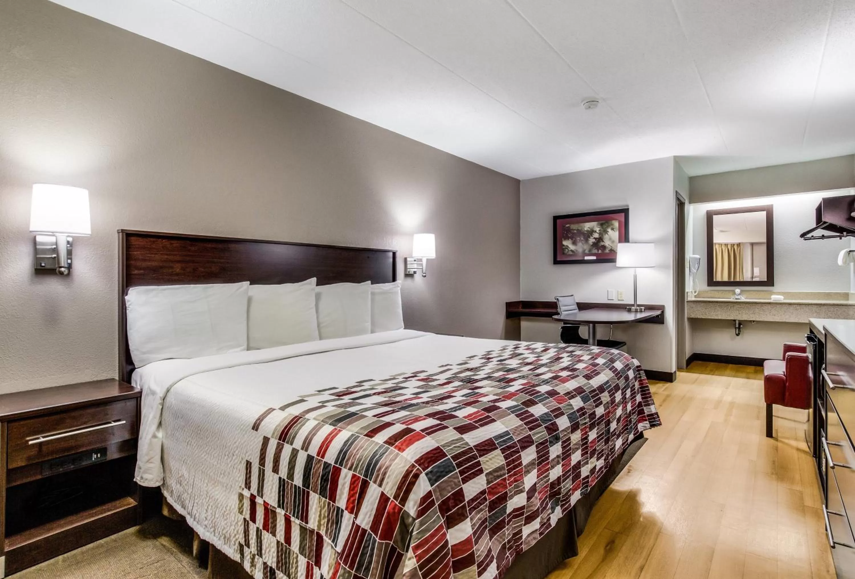 Bedroom, Bed in Red Roof Inn Lexington