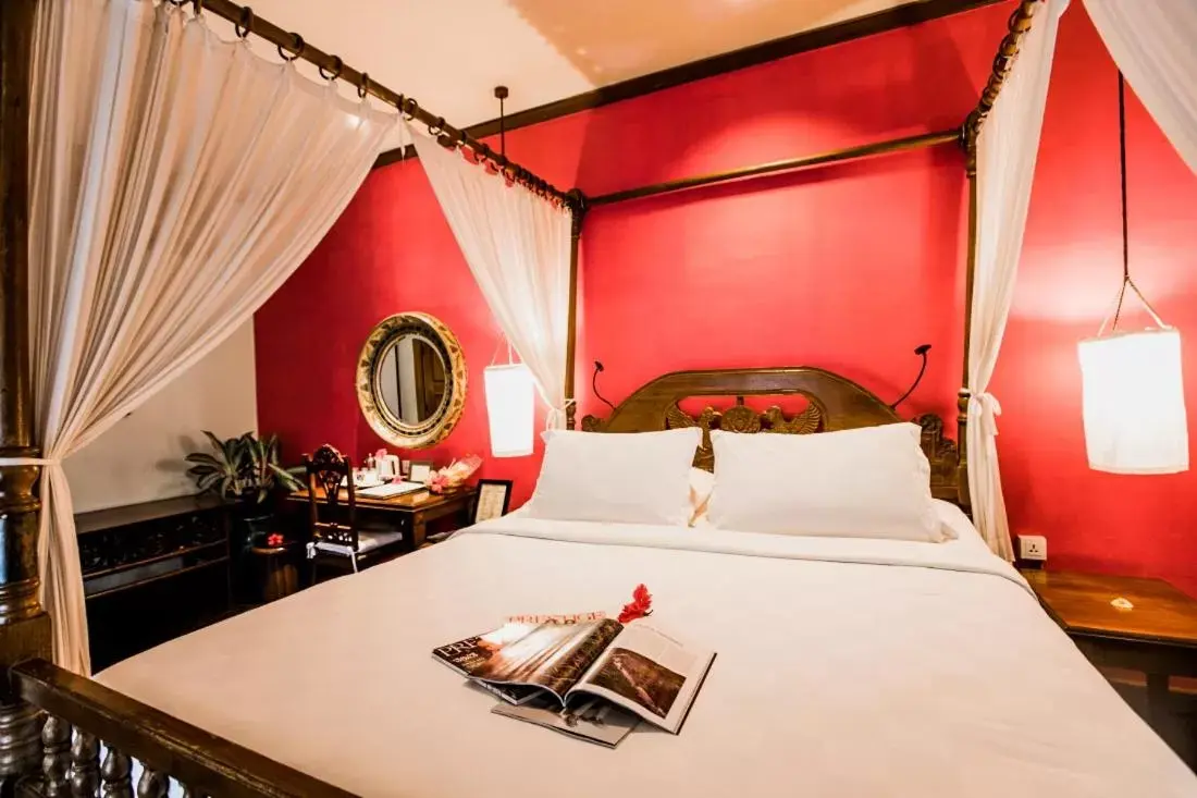 Bed in Hotel Tugu Malang - CHSE Certified