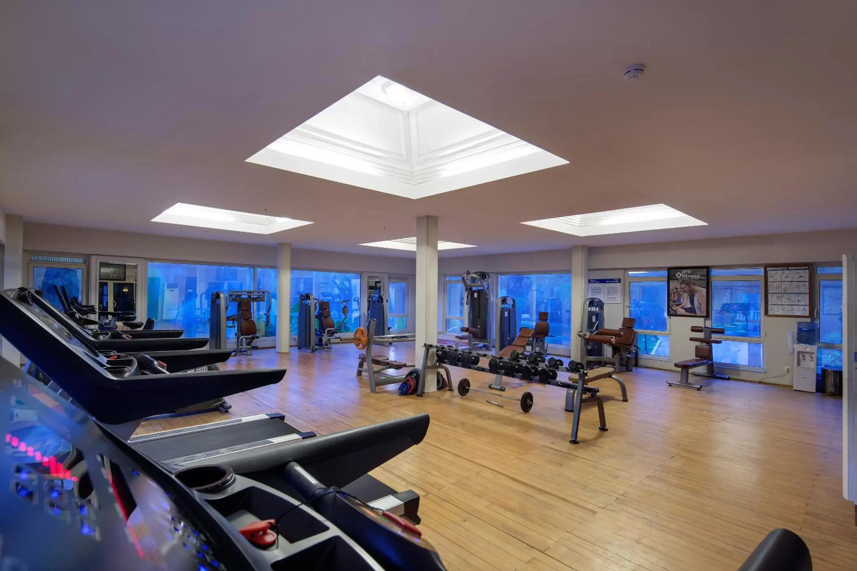 Fitness centre/facilities, Lounge/Bar in Crystal Tat Beach Golf Resort & Spa - Ultimate All Inclusive