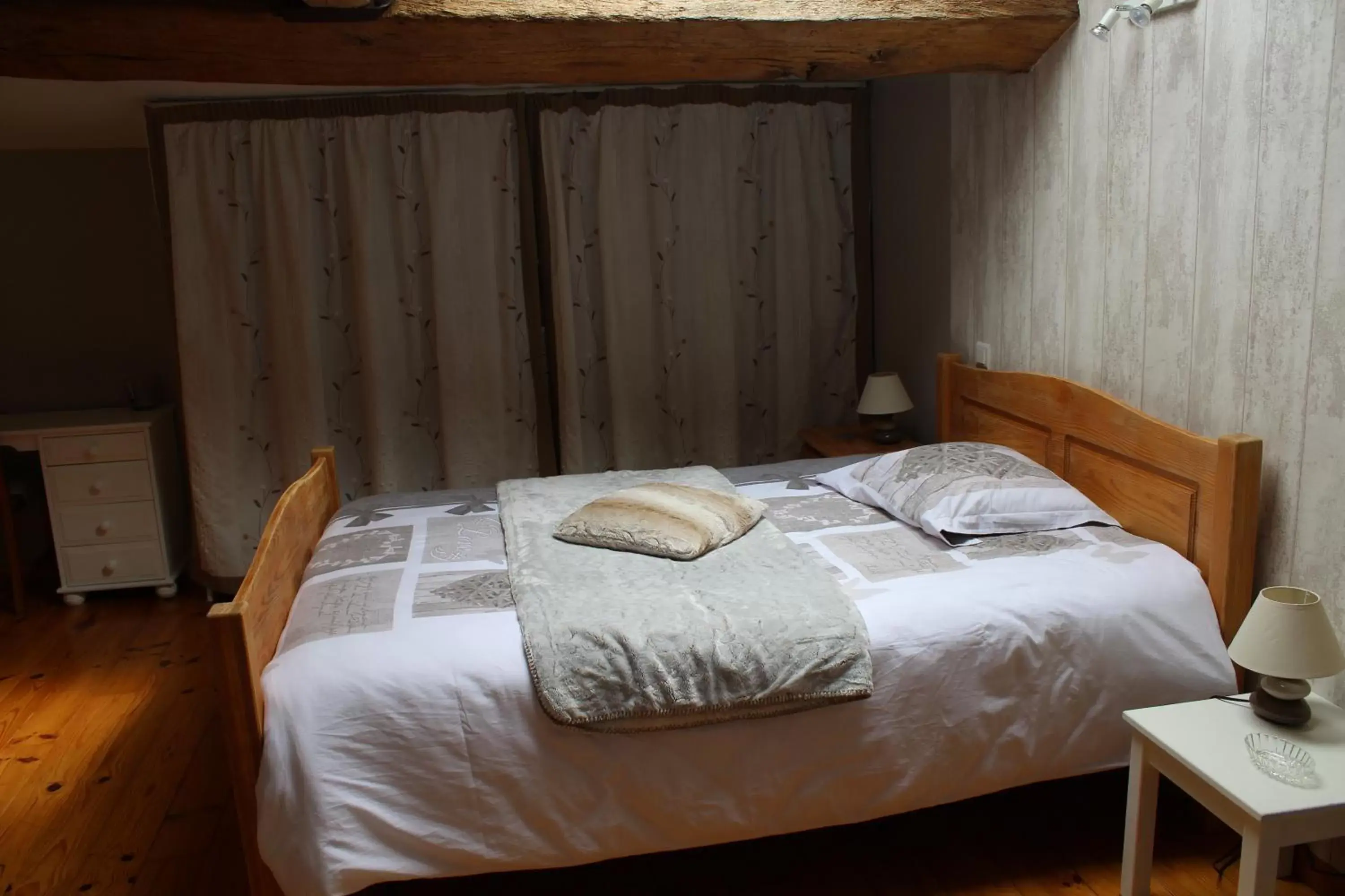 Bed in les bruyeres