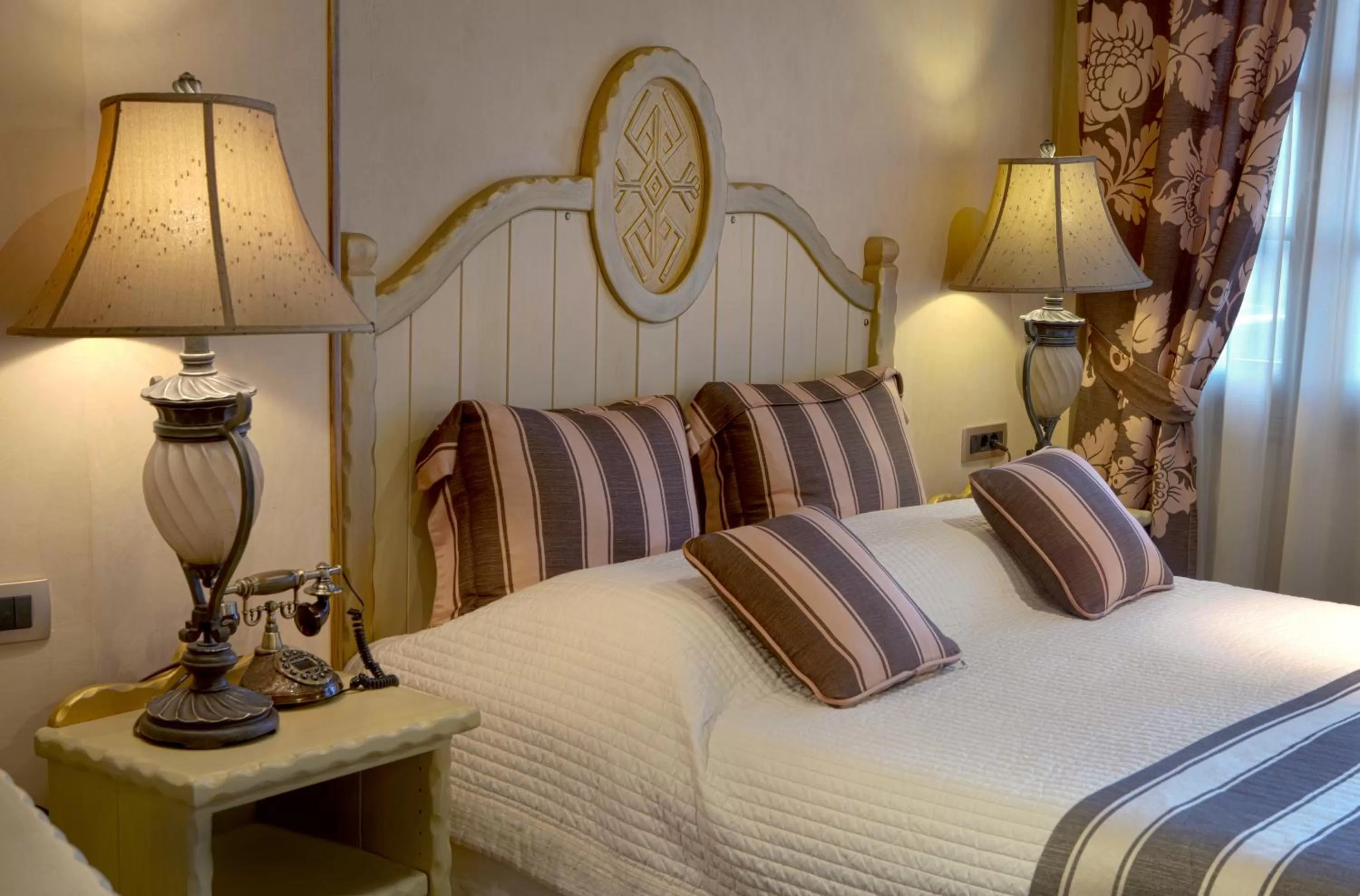 Special Offer - Double Room with Hydromassage Shower in AROMA DRYOS SPA & ECO Hotel