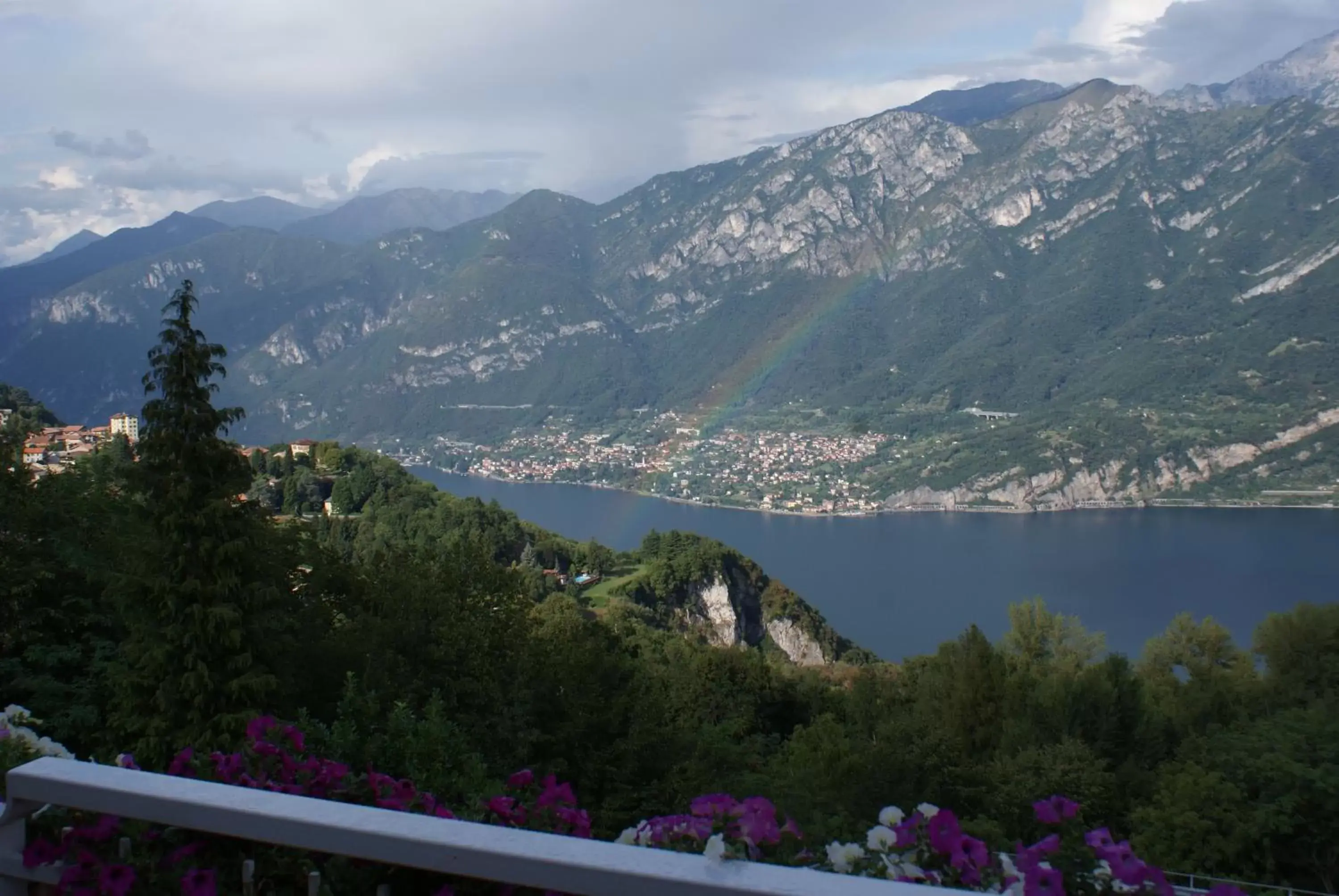 Summer, Mountain View in Hotel Mirabeau