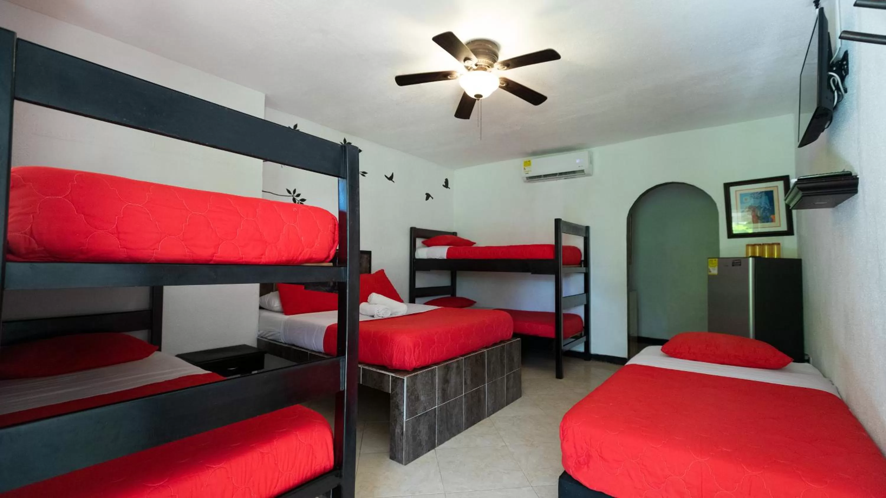 Bed in Hosteria Mar y Sol