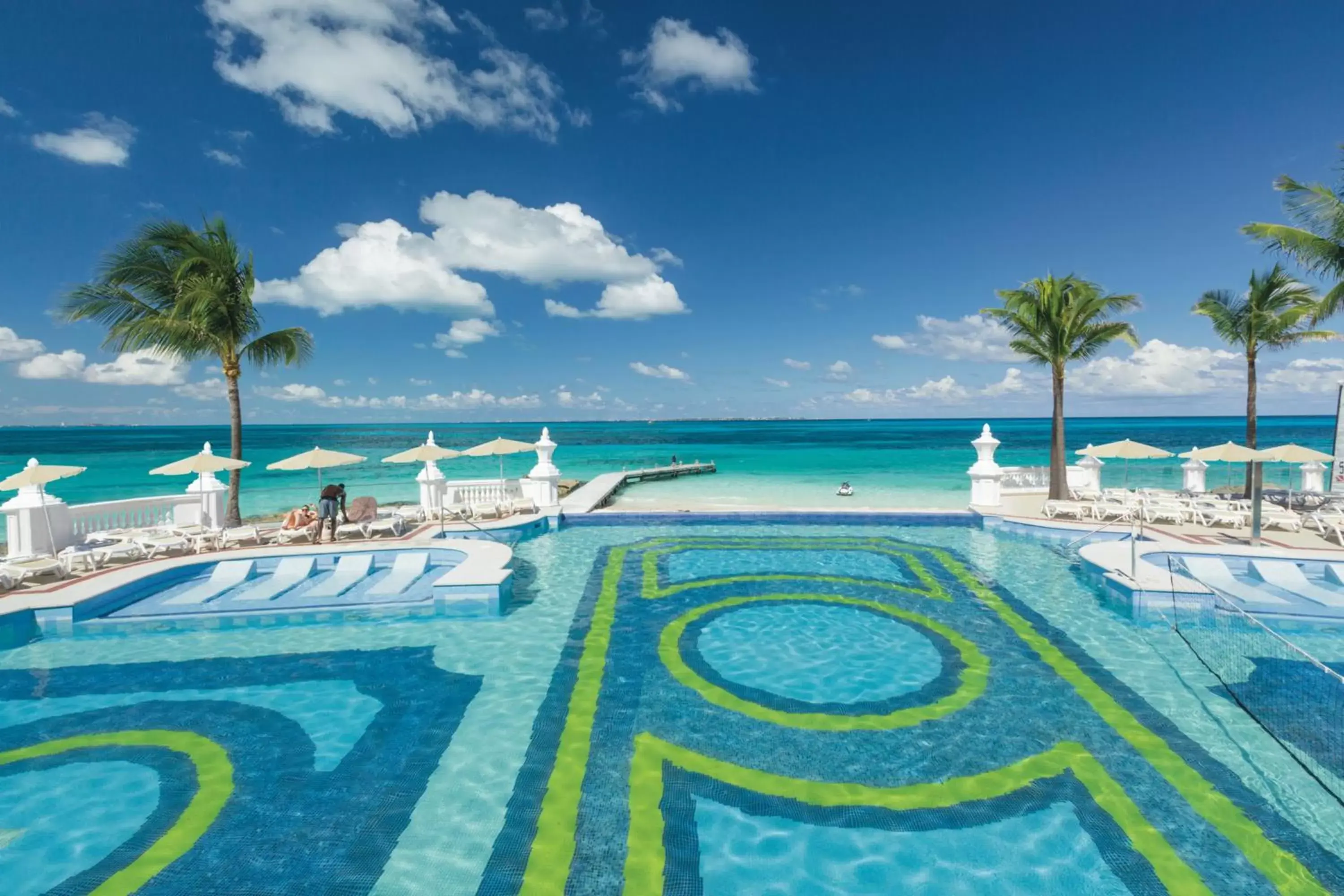 Sea view, Swimming Pool in Riu Palace Las Americas - All Inclusive - Adults Only