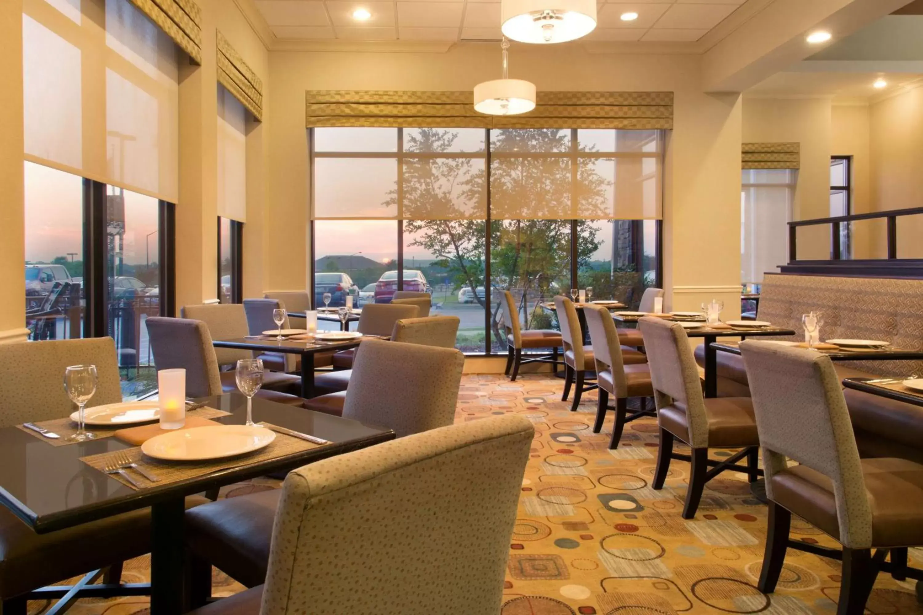 Dining area, Restaurant/Places to Eat in Hilton Garden Inn Cartersville