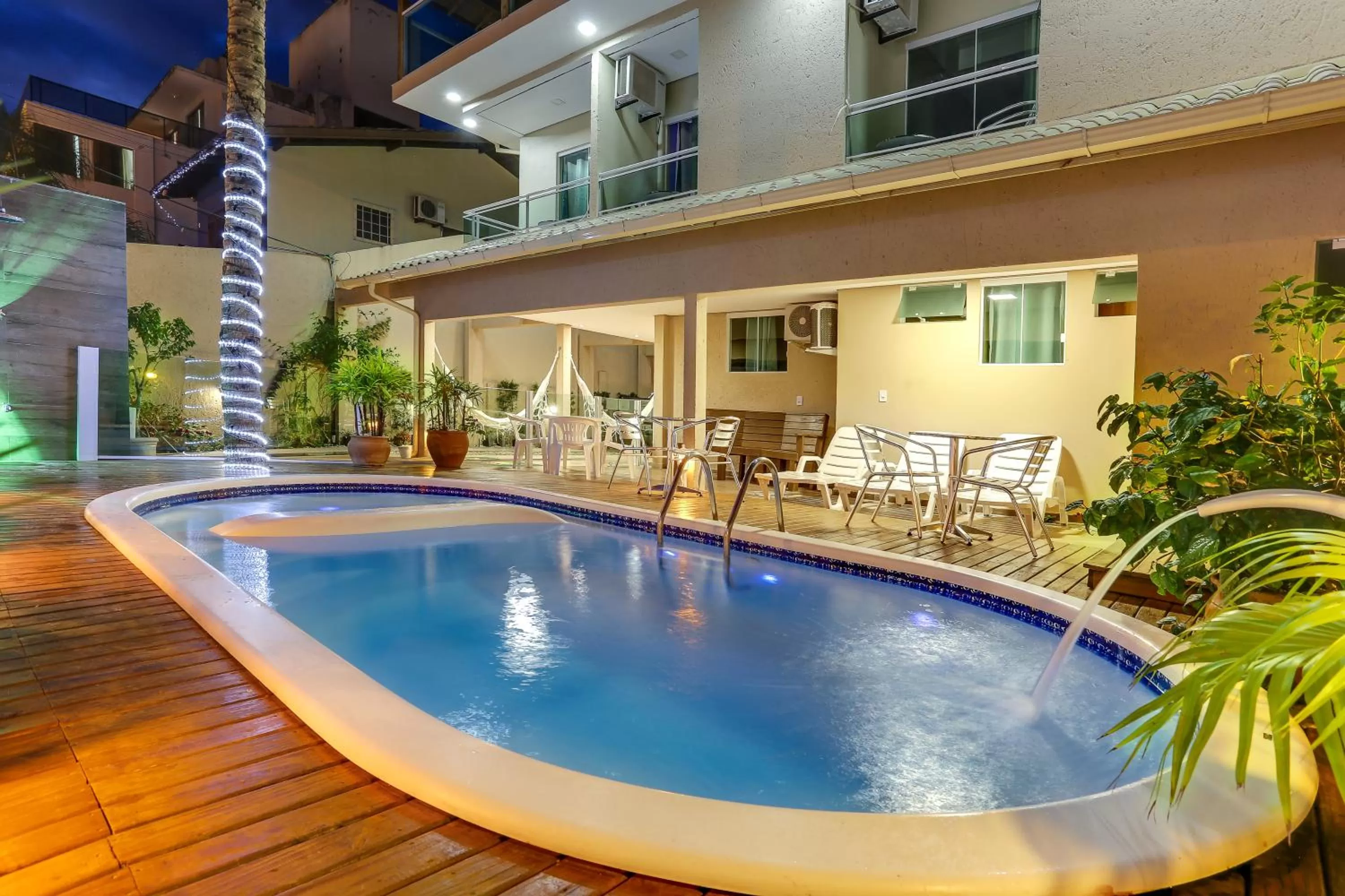 Pool view in Pousada Tissiano