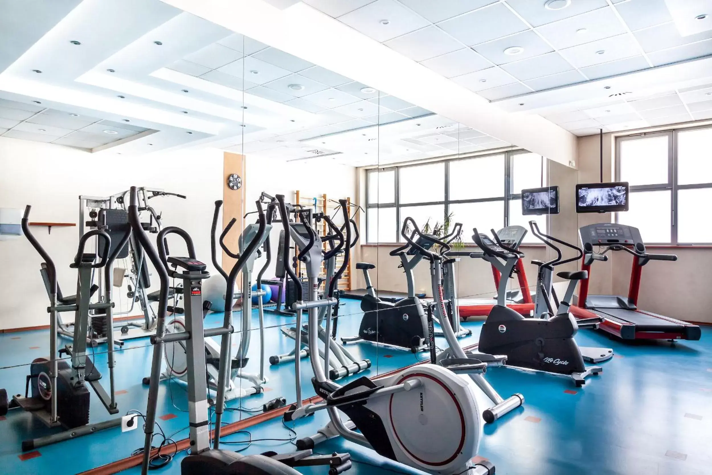 Fitness centre/facilities, Fitness Center/Facilities in Qubus Hotel Legnica