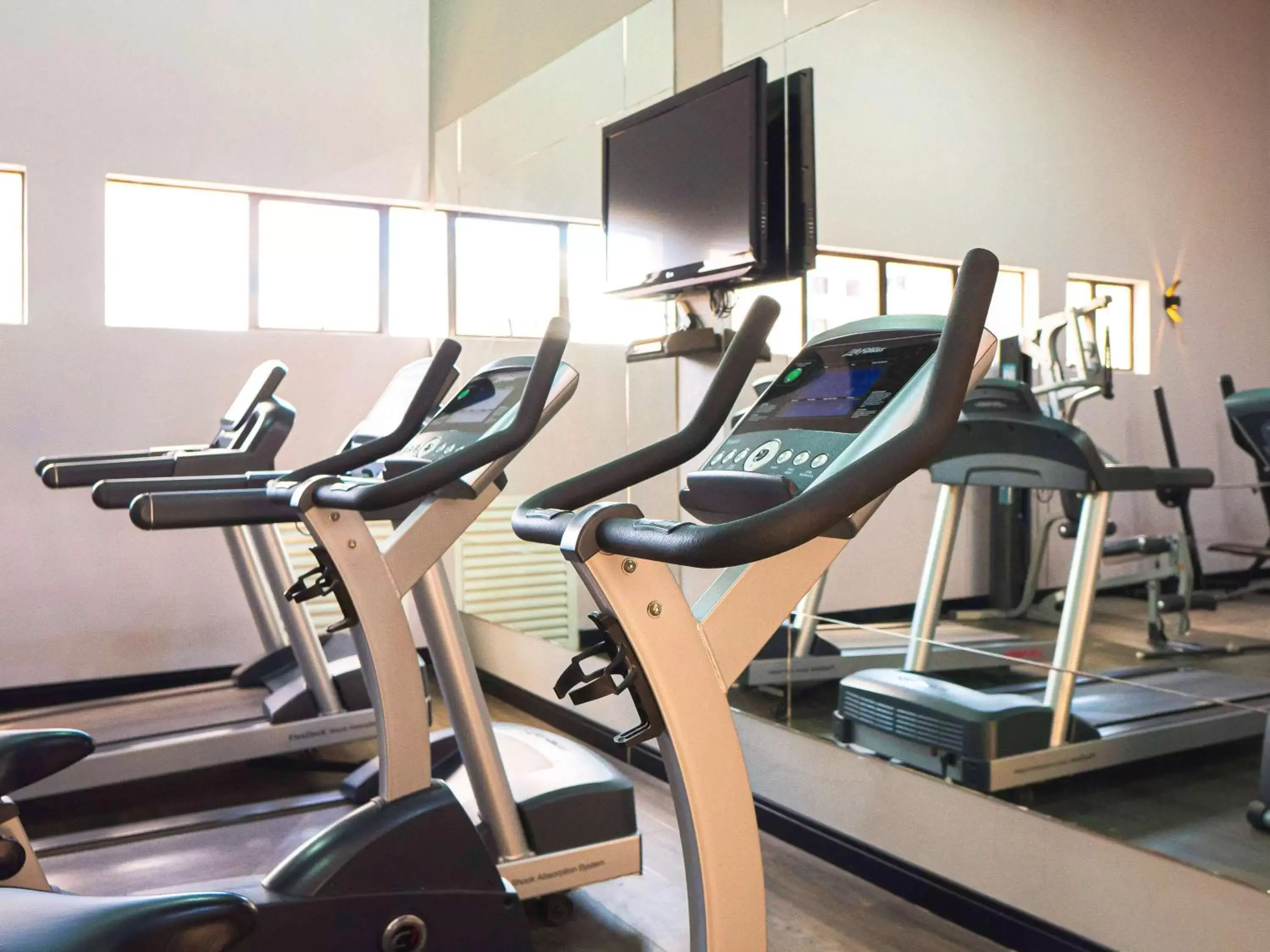 Fitness centre/facilities, Fitness Center/Facilities in Mercure Curitiba Golden