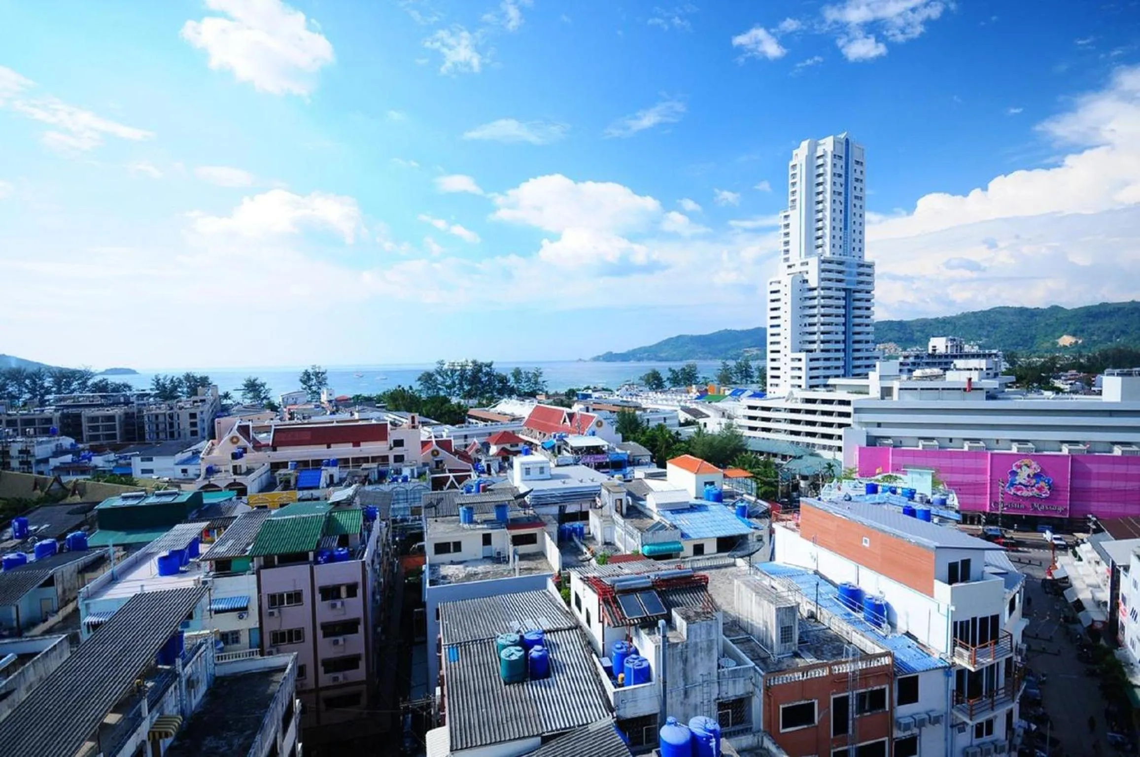 Area and facilities in Patong Heritage Hotel Phuket - SHA Extra Plus
