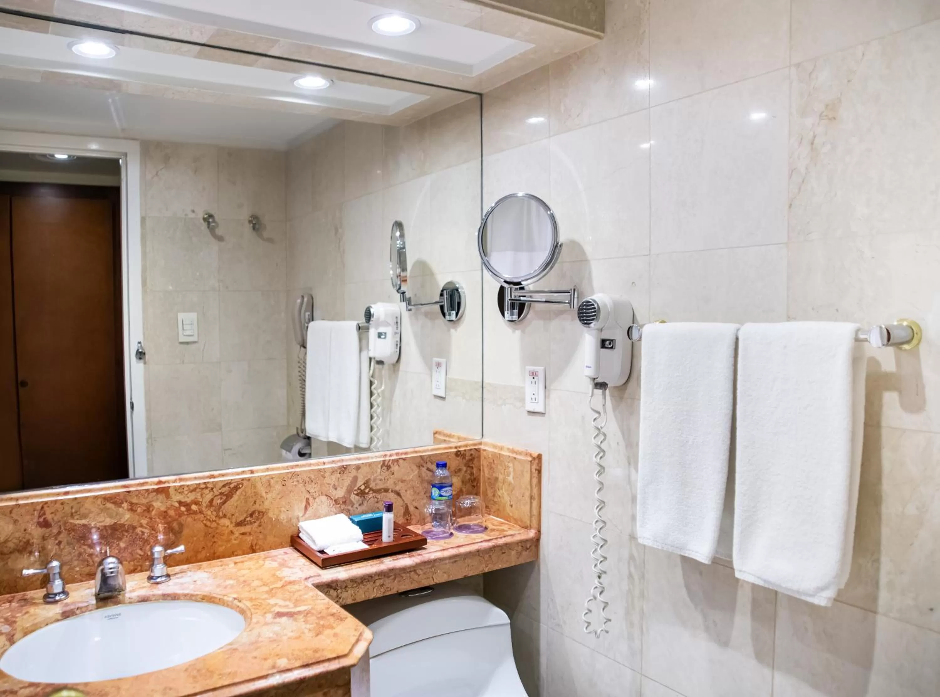 Bathroom in Tequendama Bogotá