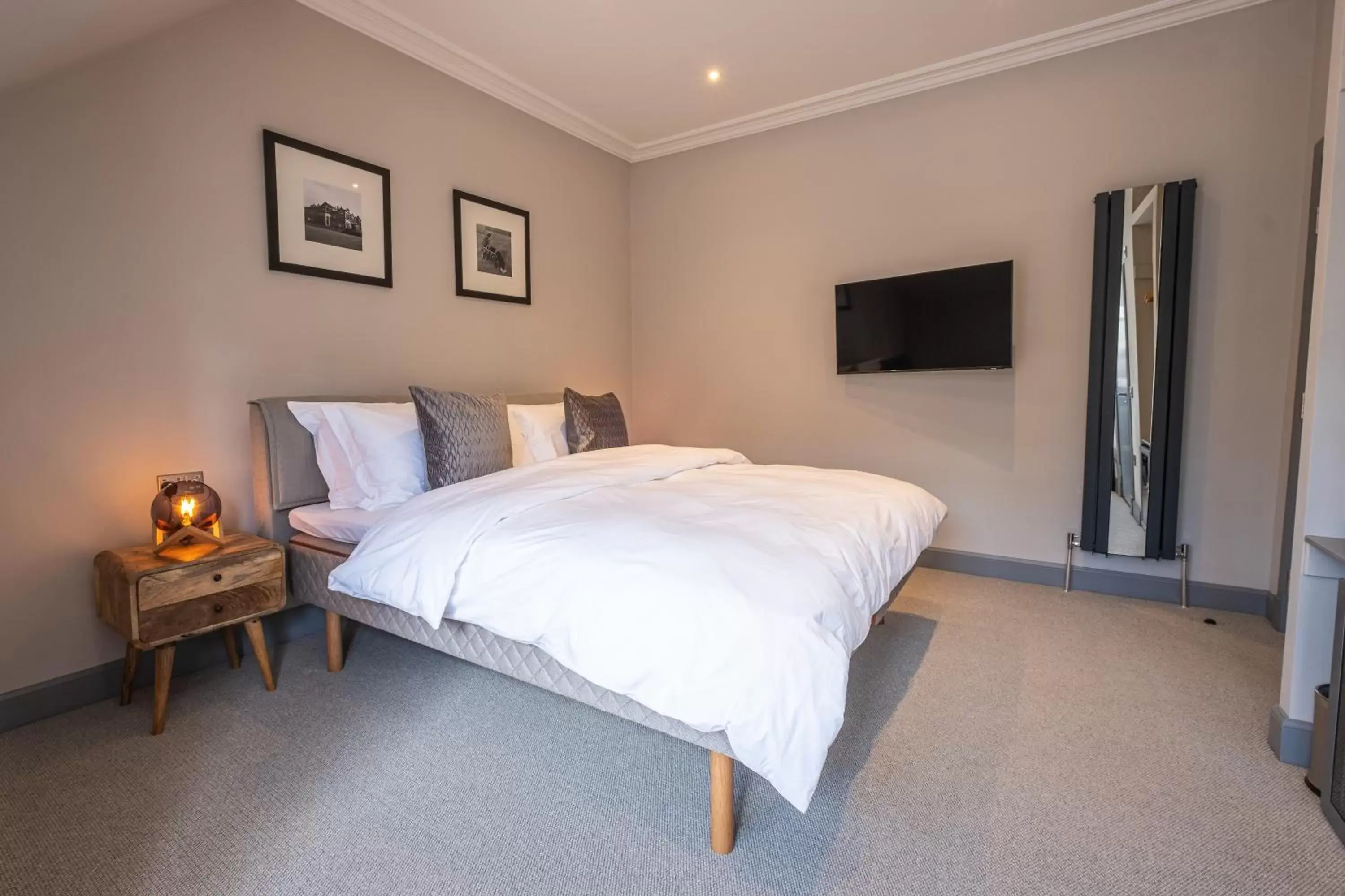 Double or Twin Room with City View in The Arran, St Andrews