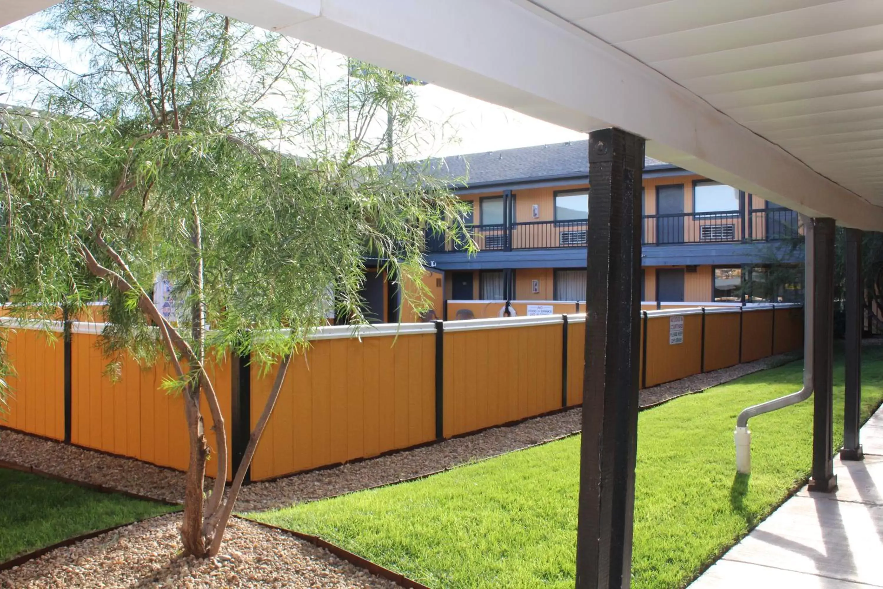 Pool view, Property Building in The Executive Inn & Suites