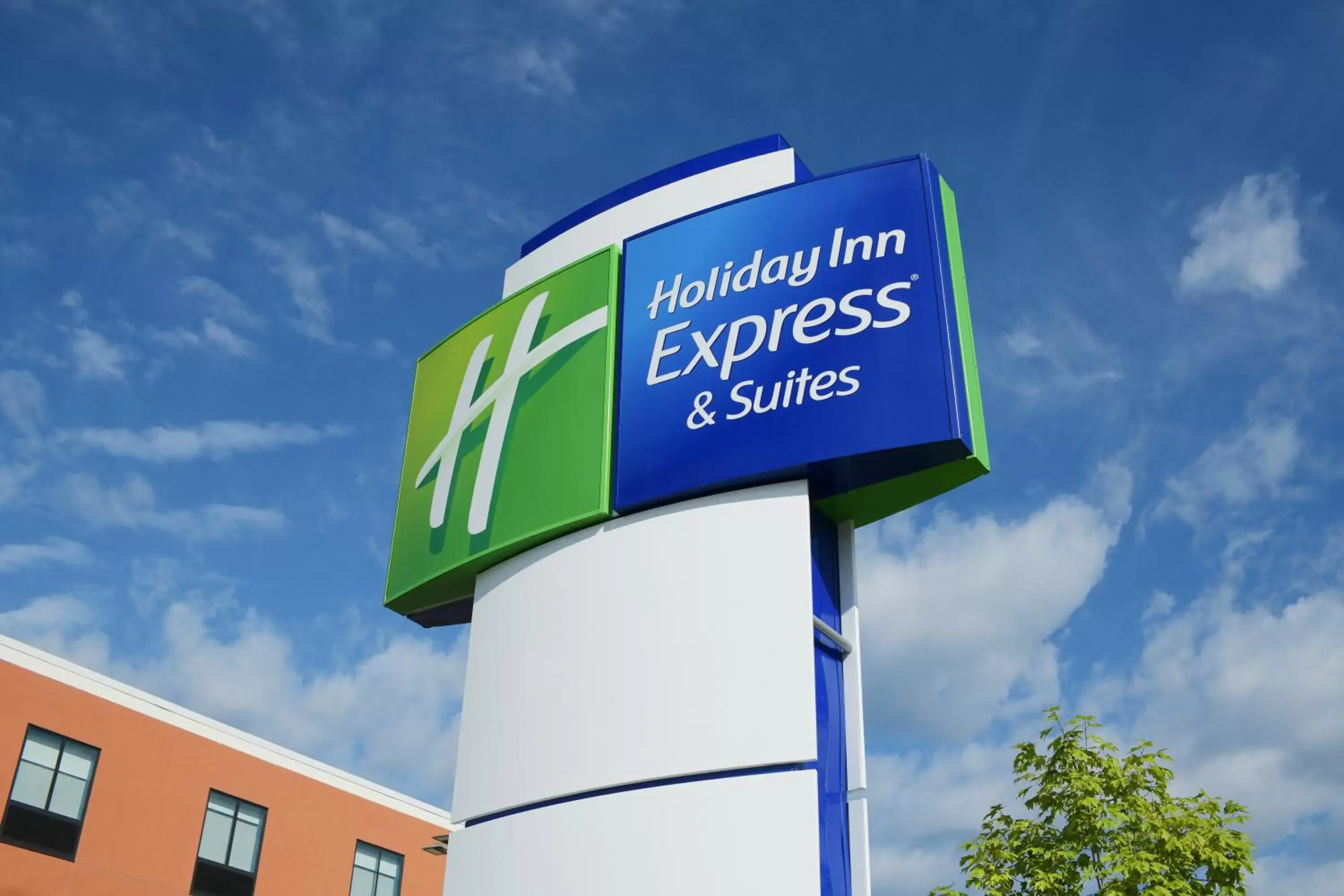 Property logo or sign in Holiday Inn Express & Suites - Williamstown - Glassboro, an IHG Hotel