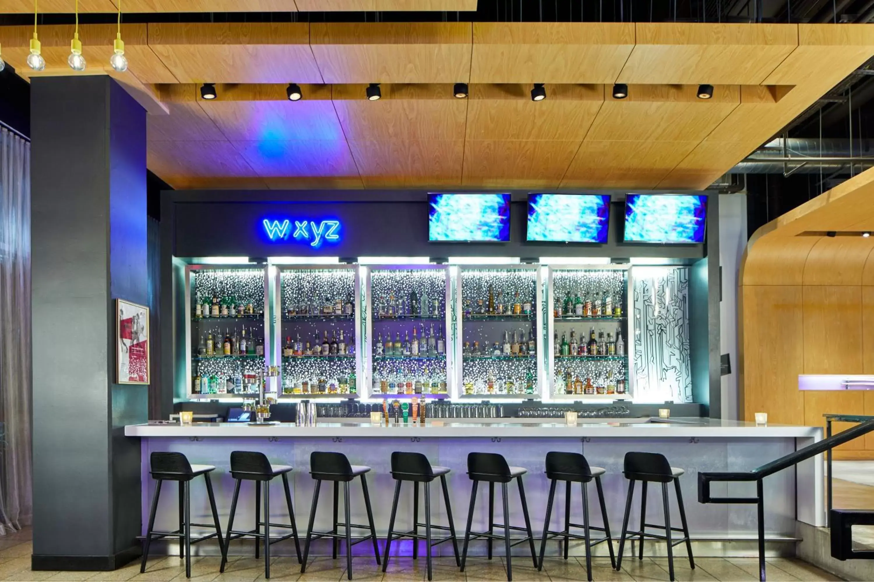 Restaurant/places to eat, Lounge/Bar in Aloft Austin at The Domain