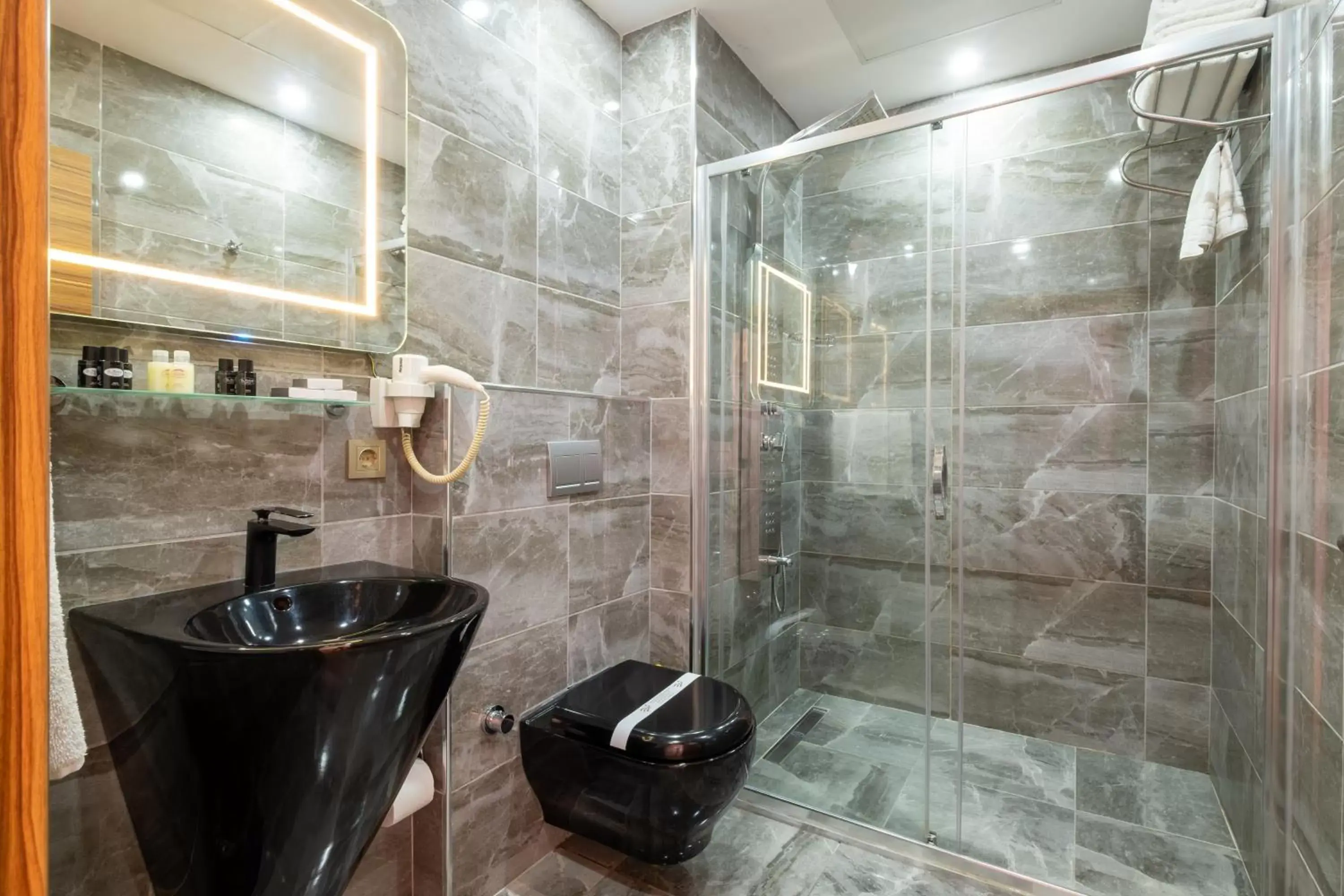Shower, Bathroom in La Wisteria Boutique Hotel Istanbul