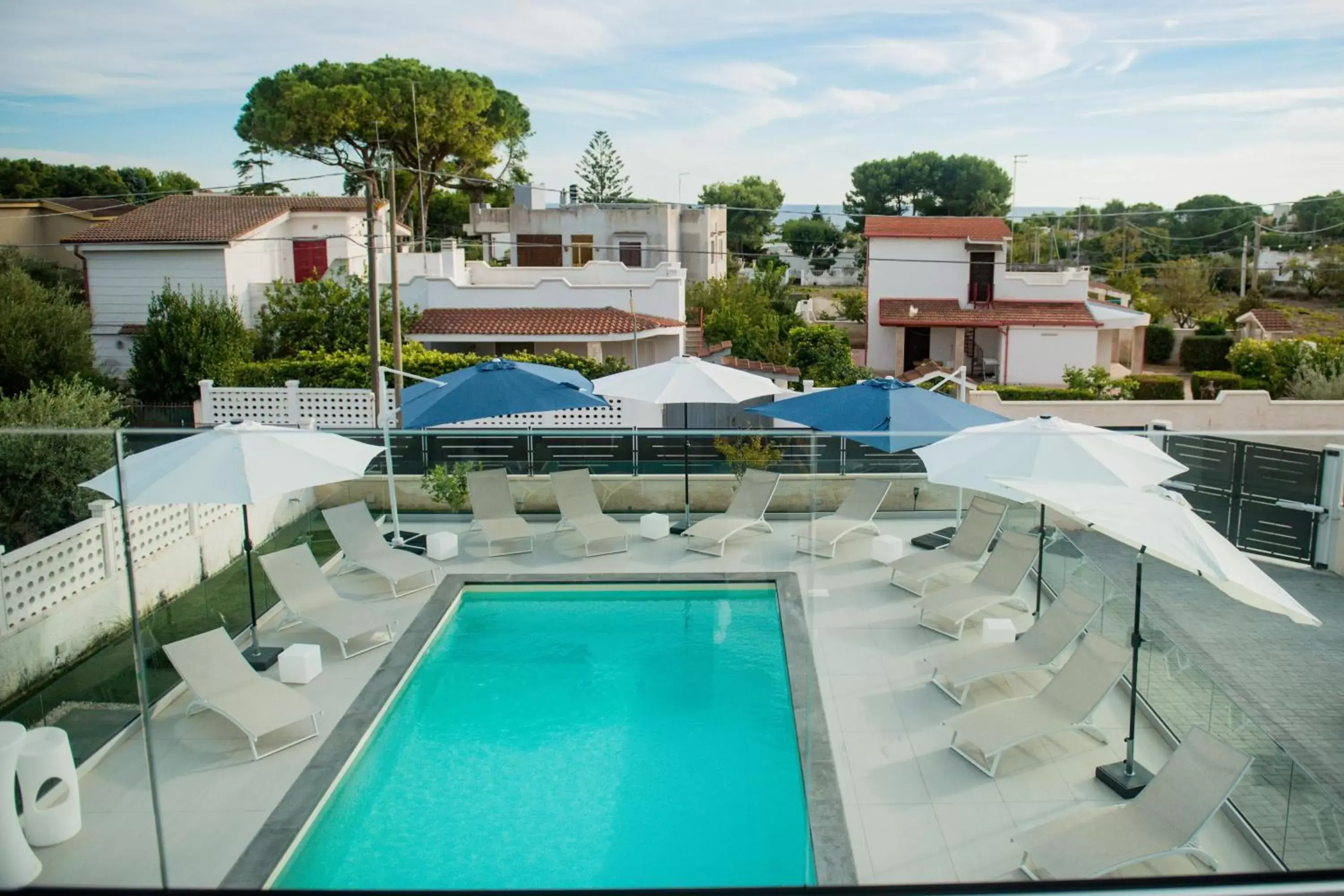 Swimming pool, Pool View in Divina Perla