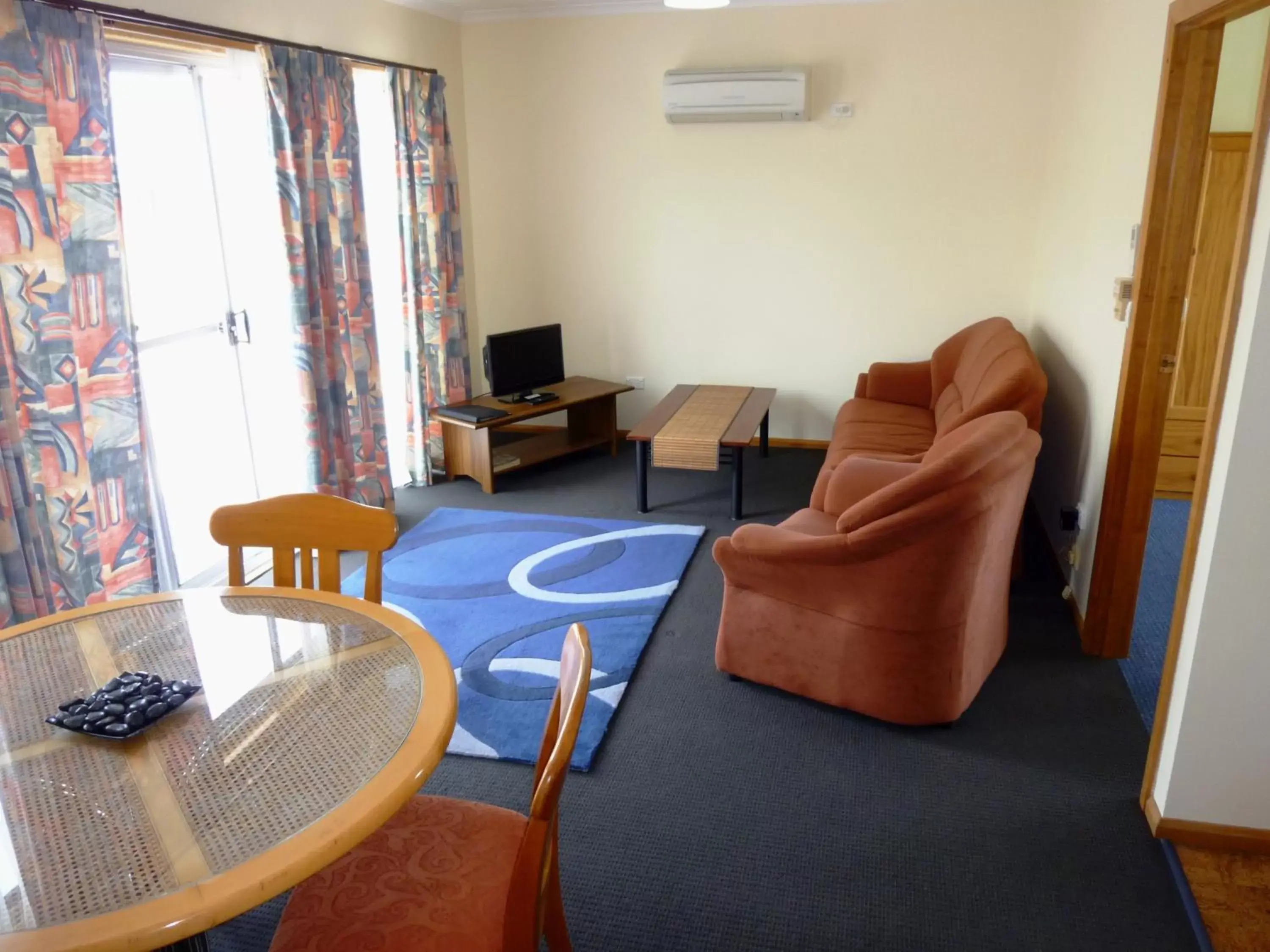 Living room, Seating Area in Mountain View Country Inn