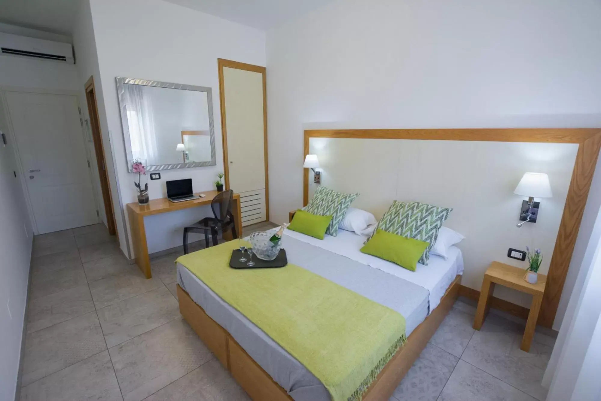 Bedroom in Best Western Hotel Martello
